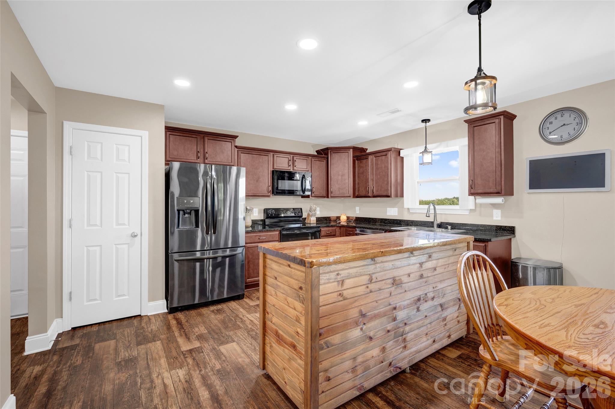 359 Rash Road — Olin