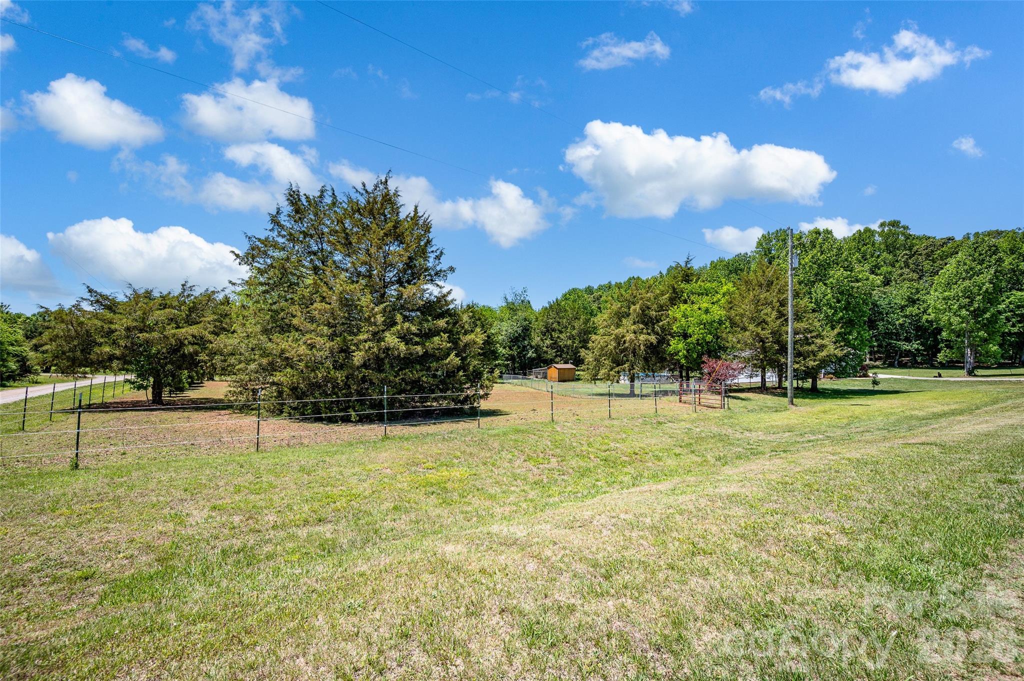 359 Rash Road — Olin