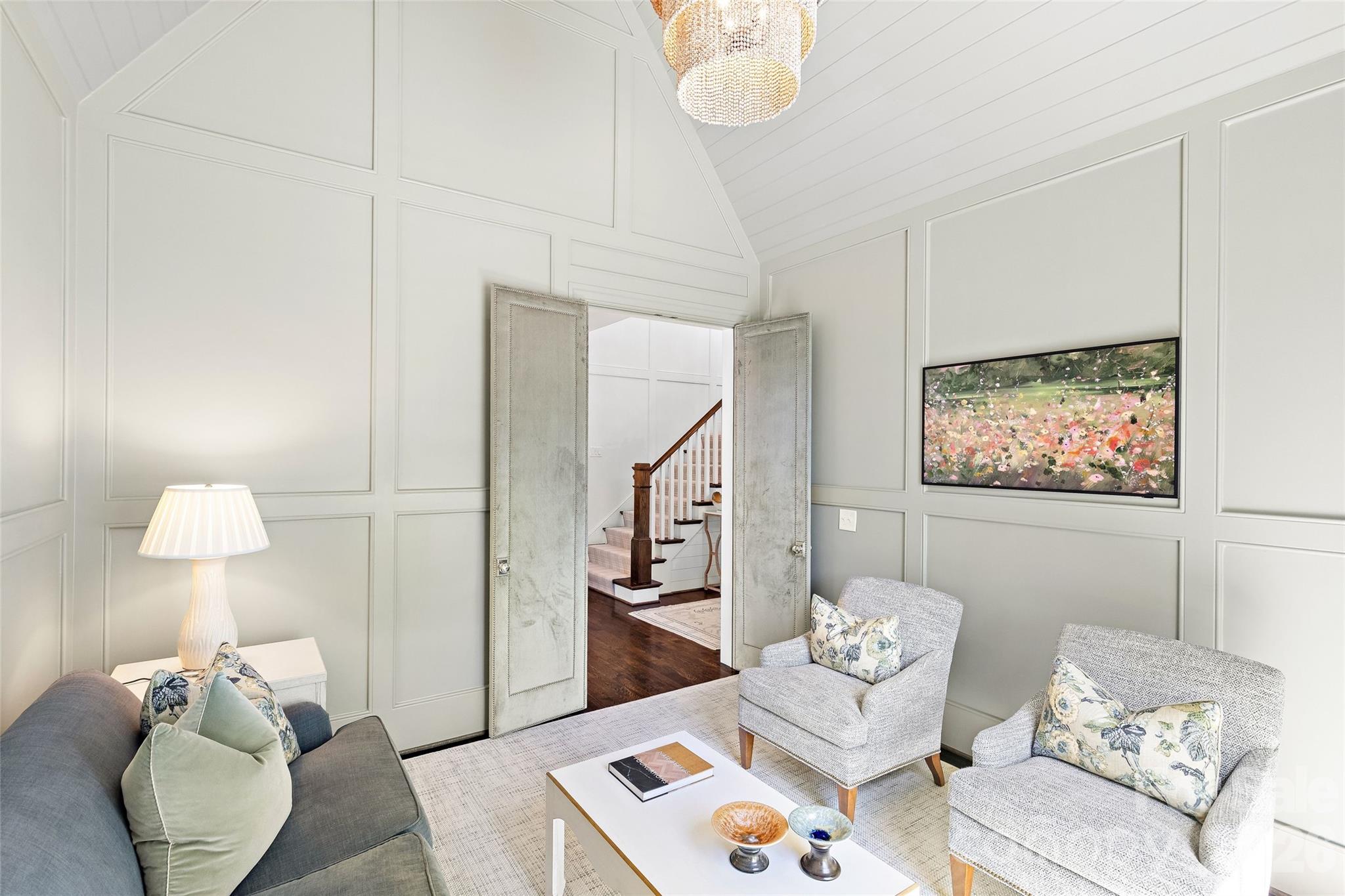 2638 Hampton Avenue — Charlotte