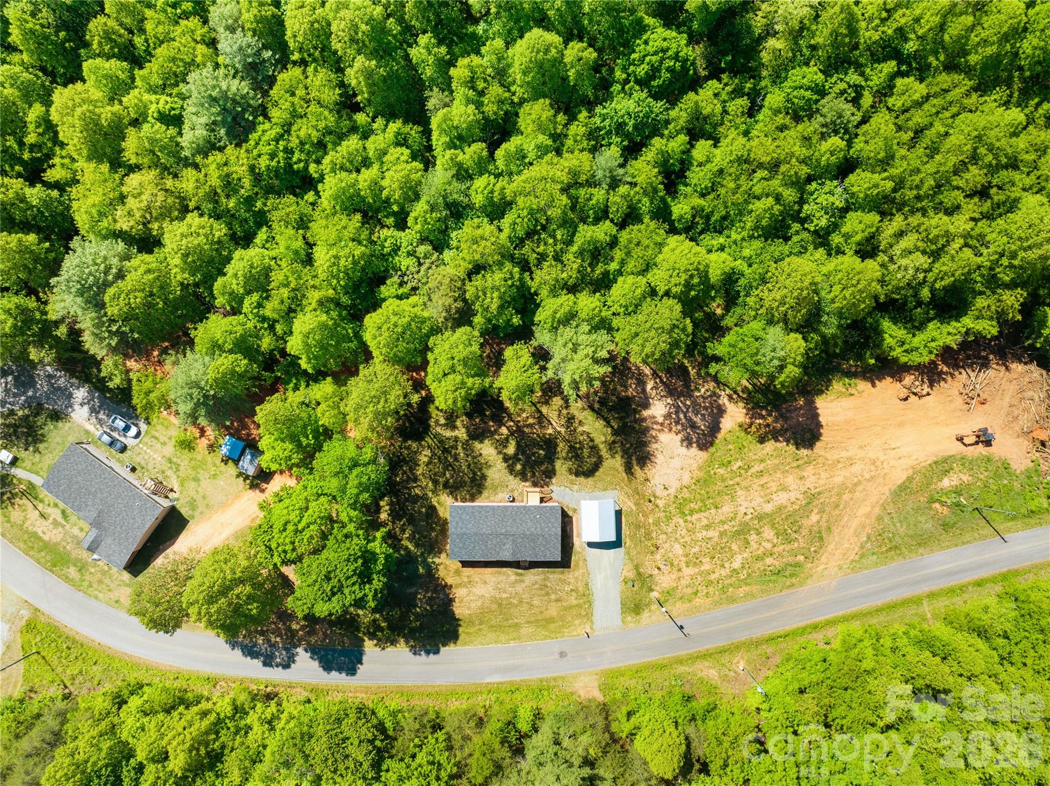 251 Center Lane — Thurmond