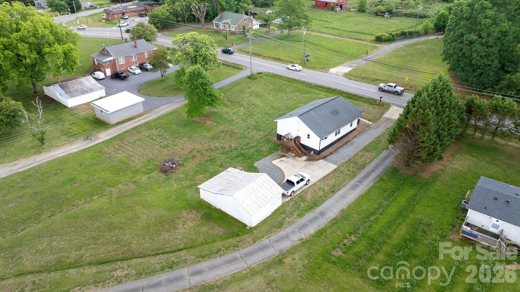 3941 Springs Road — Conover