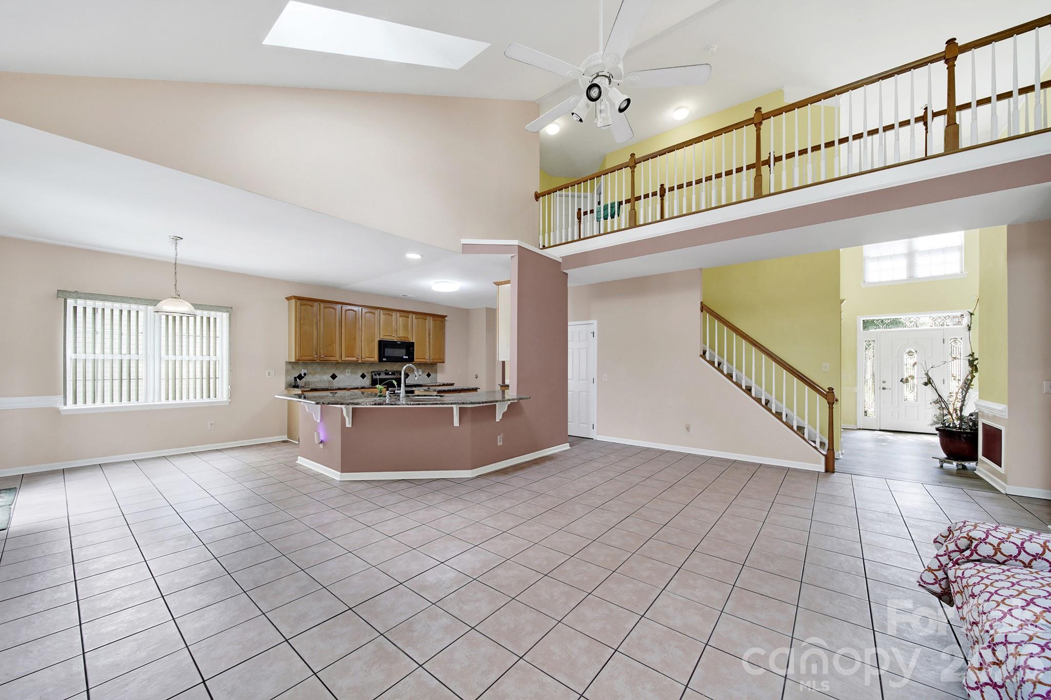10918 Chamberlain Hall Court — Charlotte