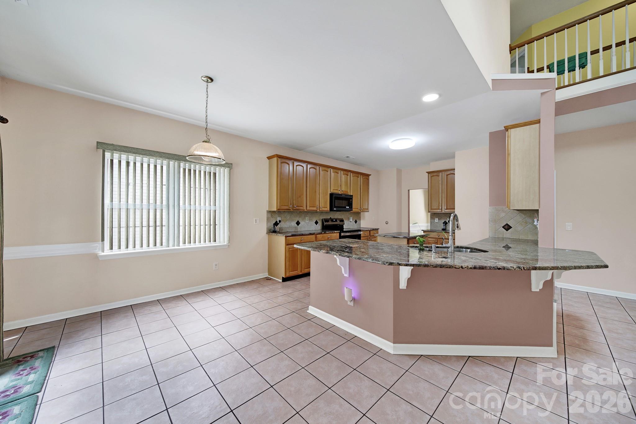 10918 Chamberlain Hall Court — Charlotte