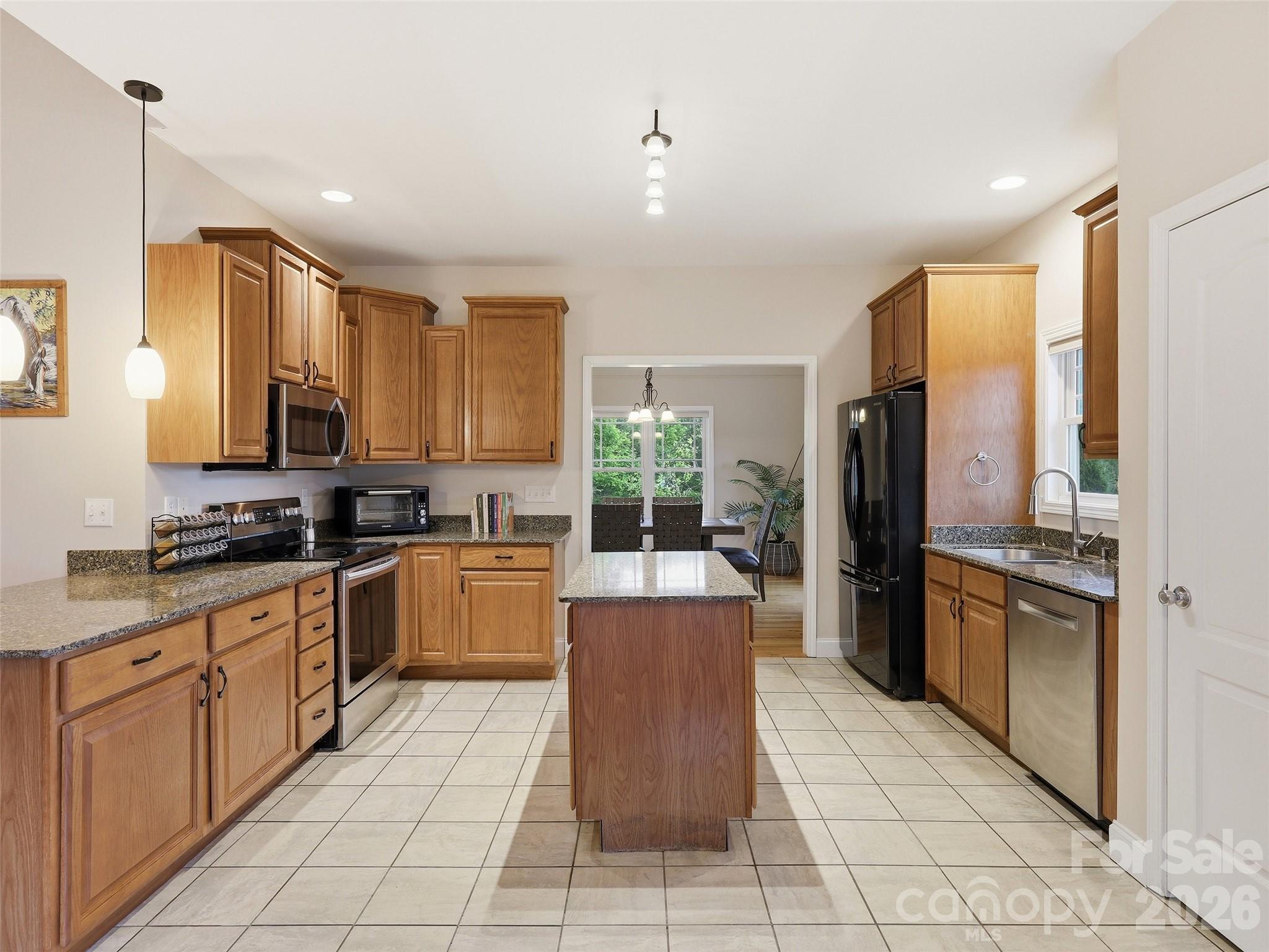 16 Lancaster Lane — Weaverville
