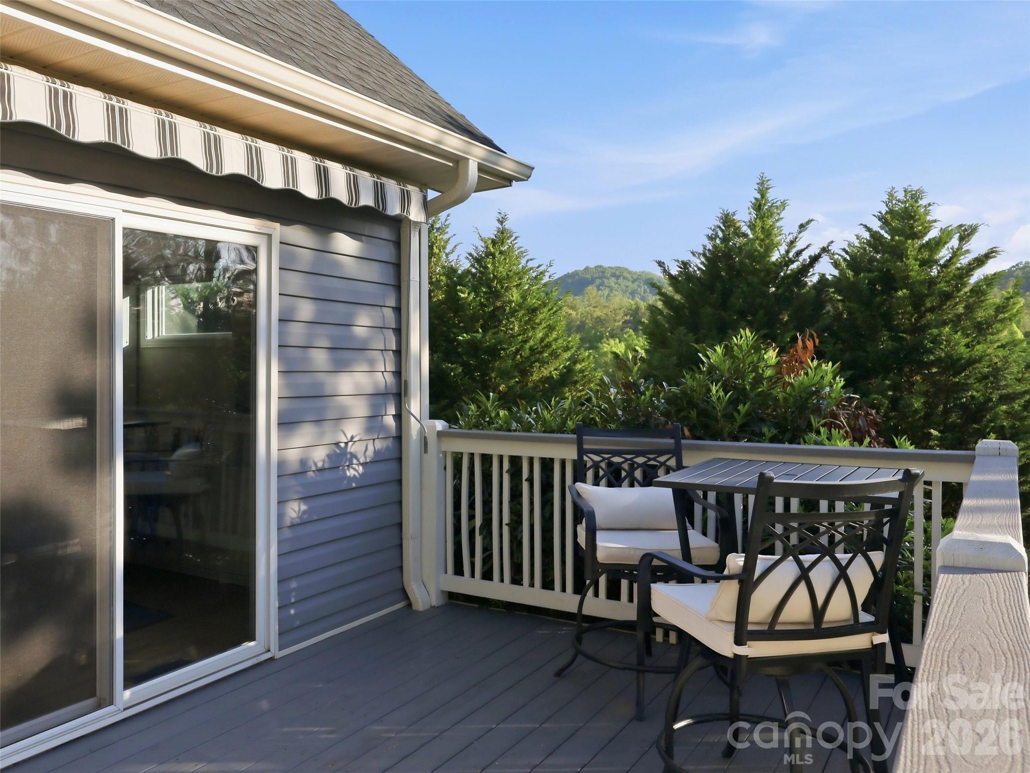 16 Lancaster Lane — Weaverville