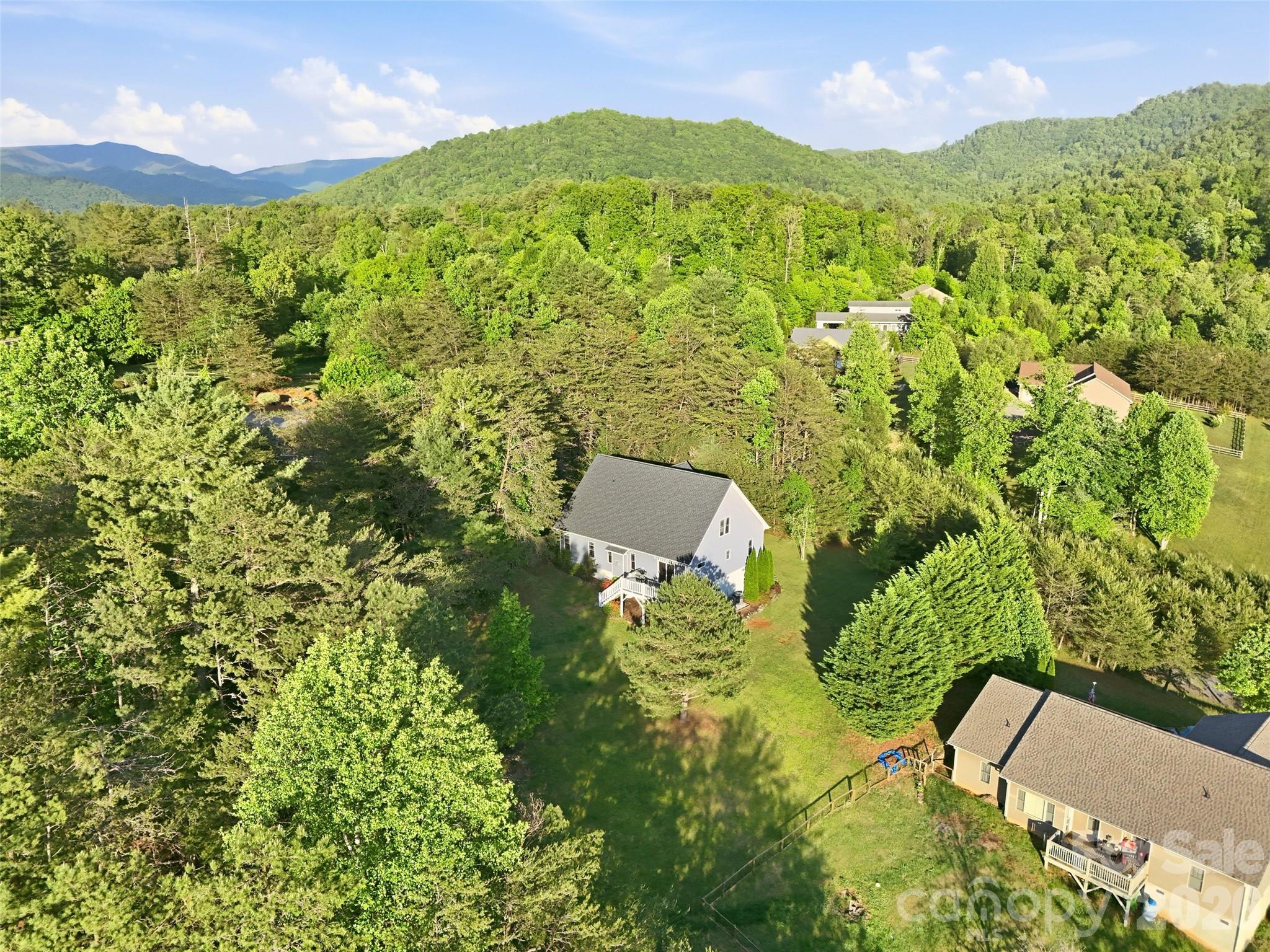 16 Lancaster Lane — Weaverville