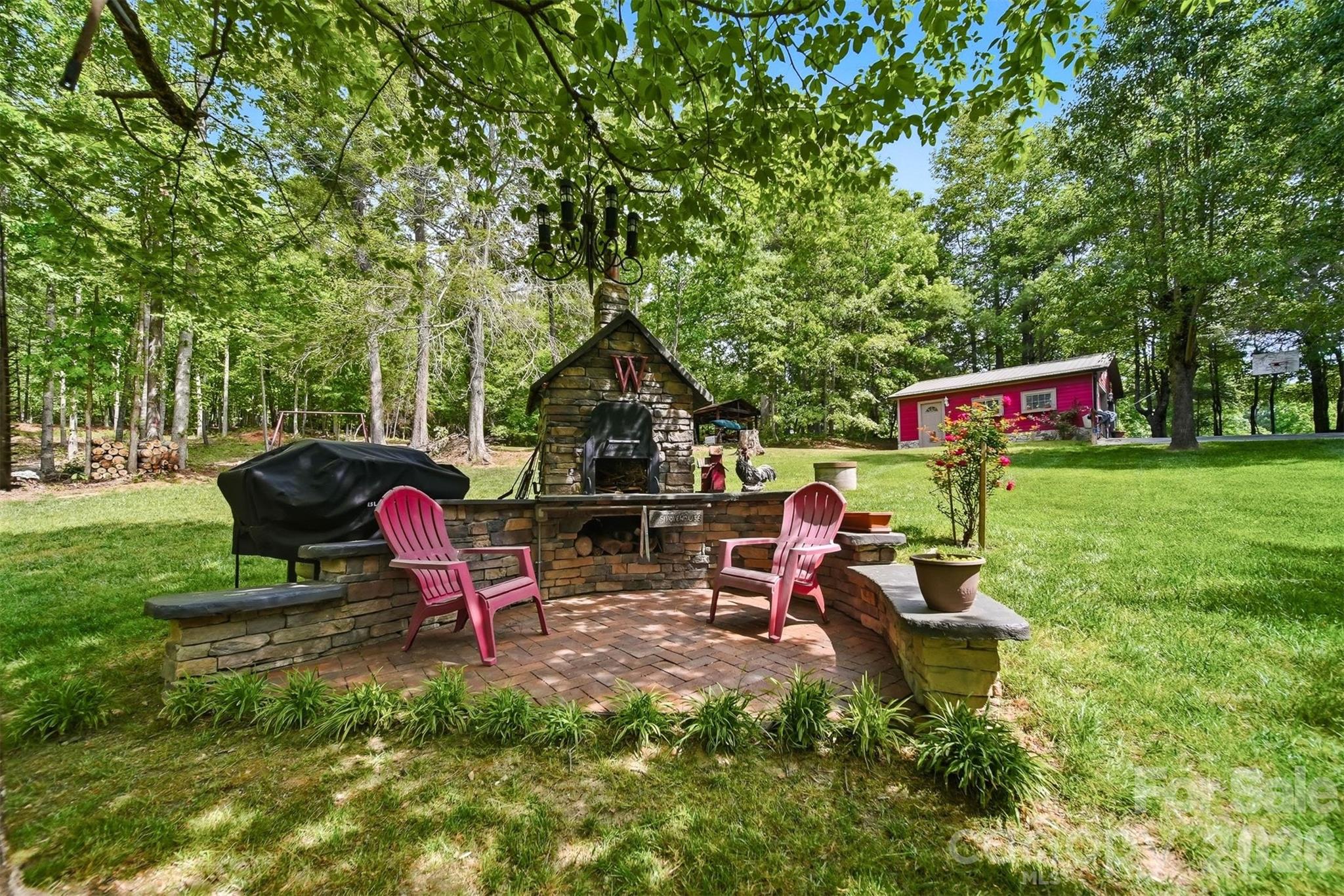 3497 Blue Creek Road — Lenoir