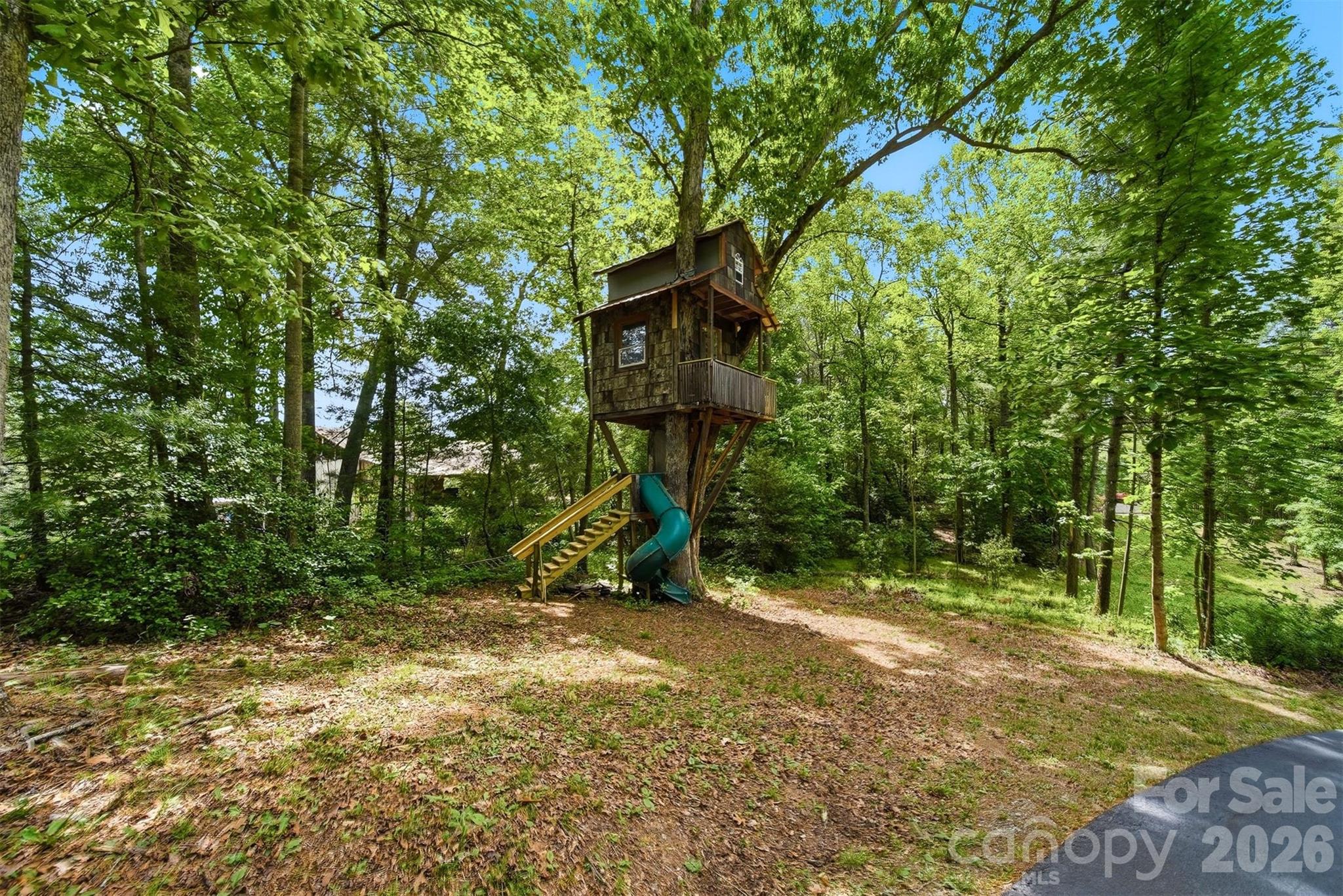3497 Blue Creek Road — Lenoir