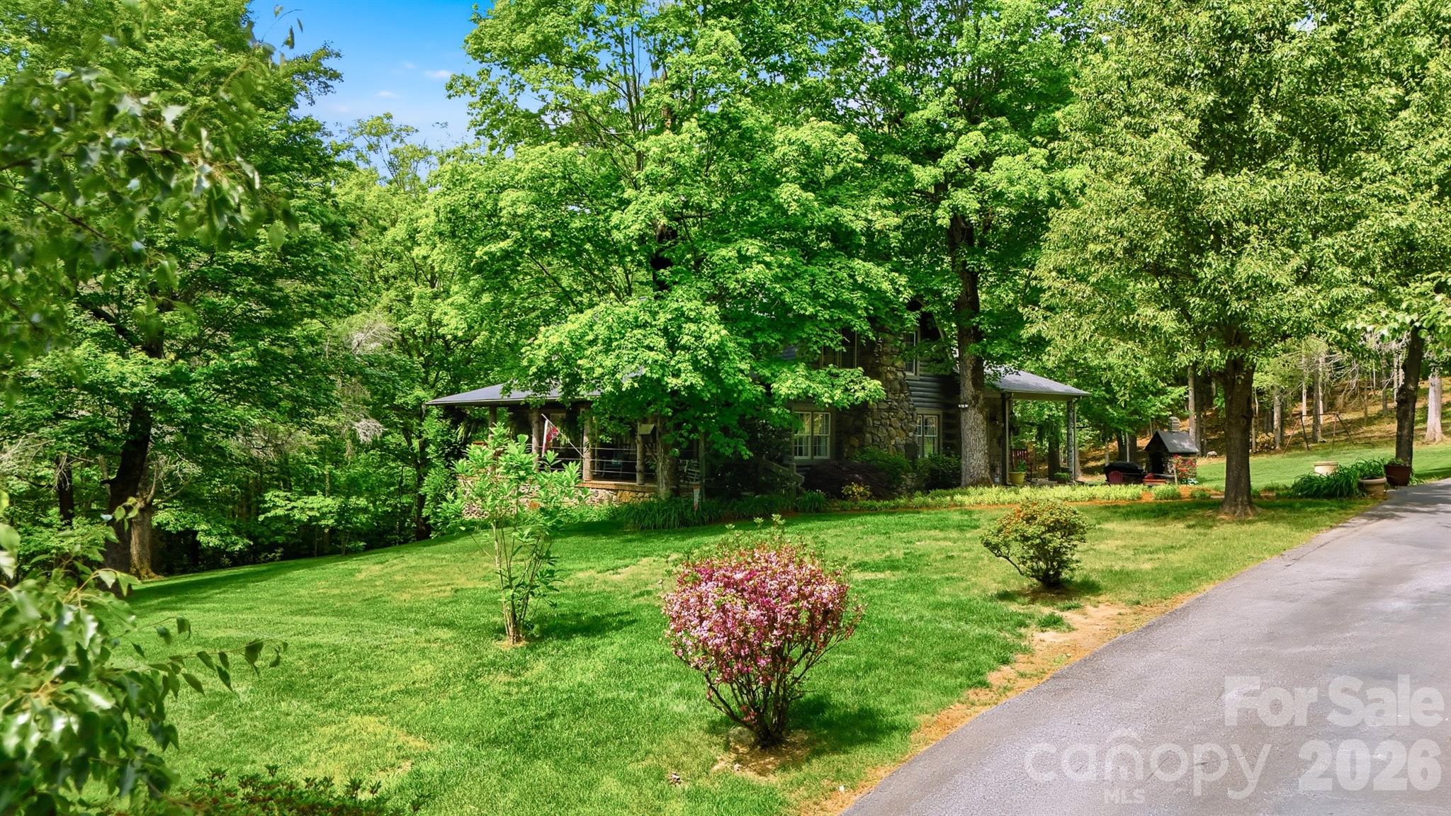 3497 Blue Creek Road — Lenoir