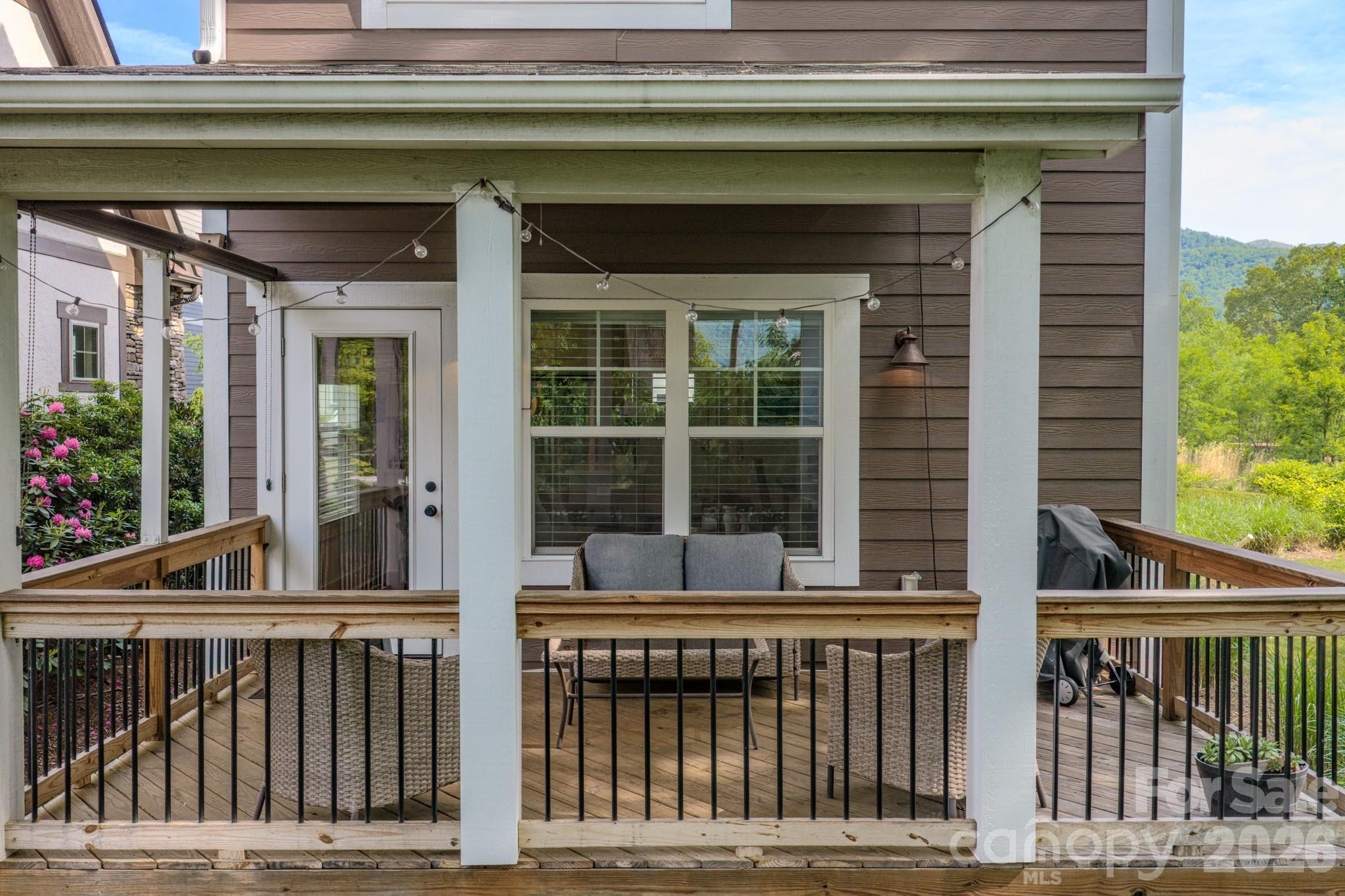 15 Tudor Way — Black Mountain