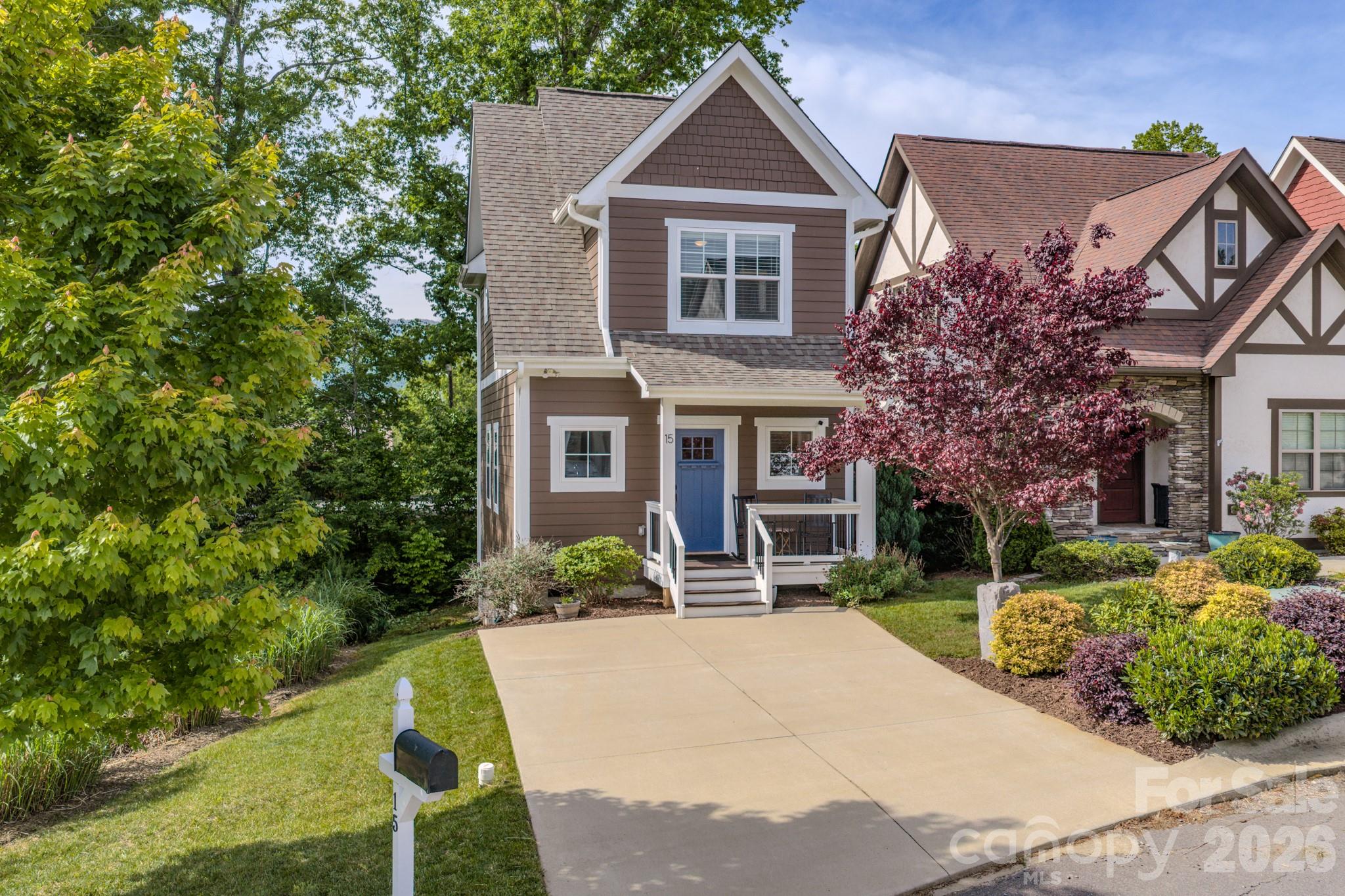 15 Tudor Way — Black Mountain