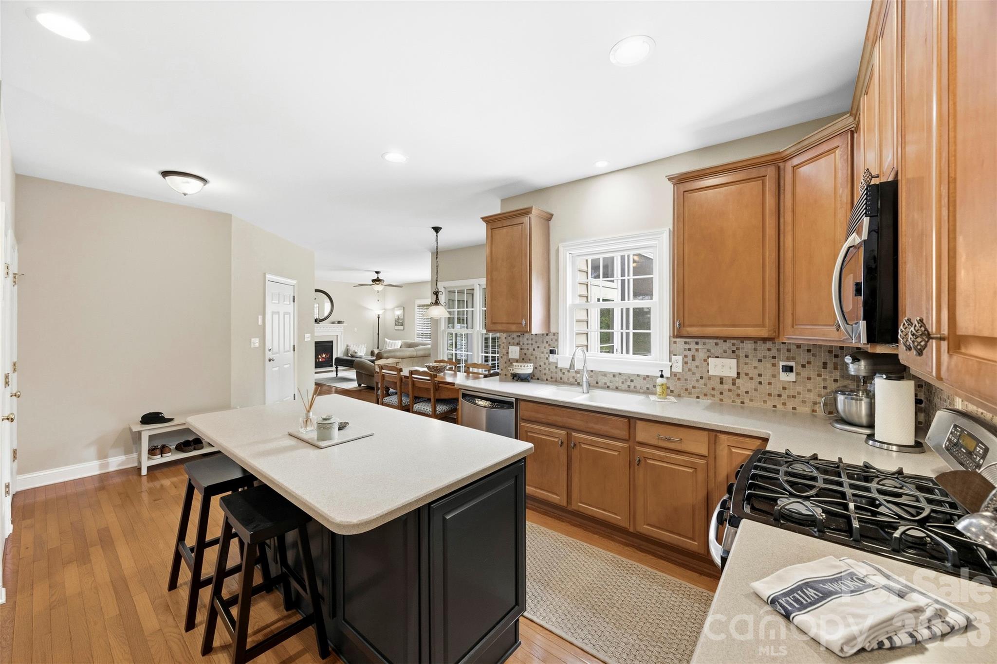 14438 Harvington Drive — Huntersville