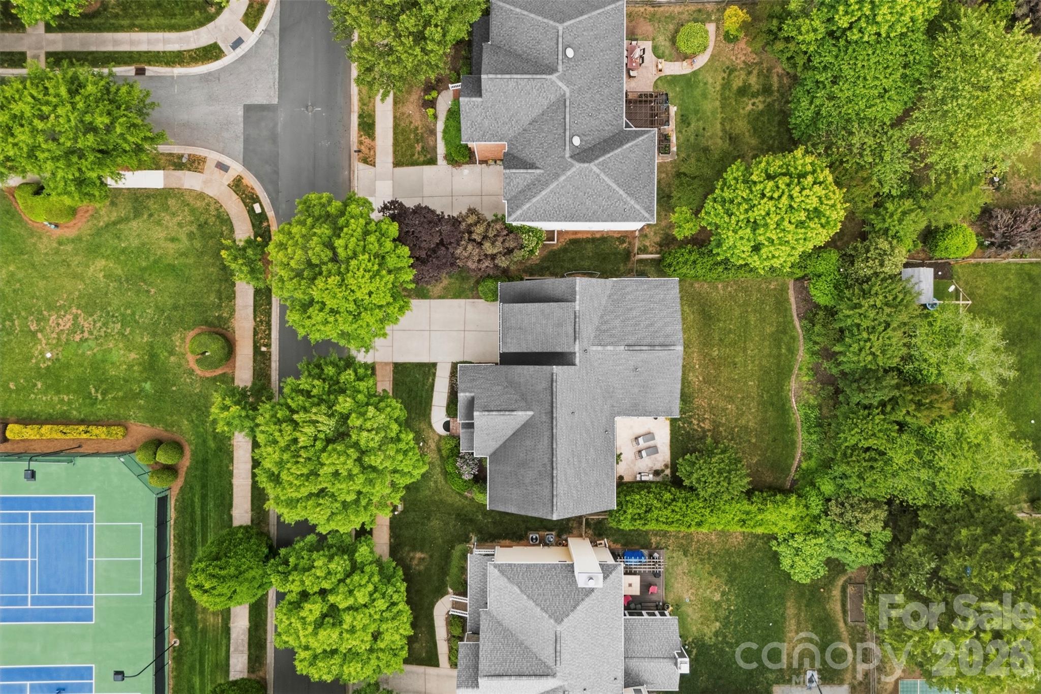 14438 Harvington Drive — Huntersville