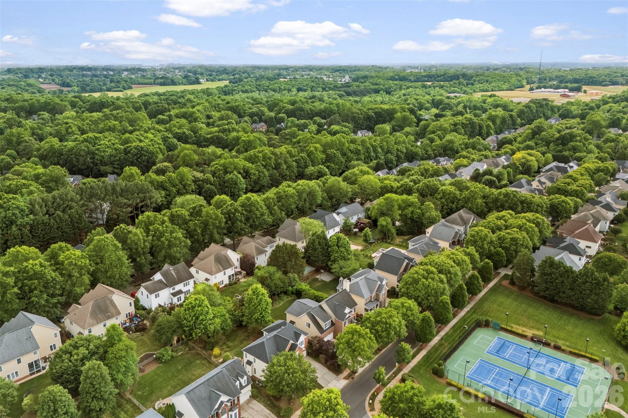 14438 Harvington Drive — Huntersville