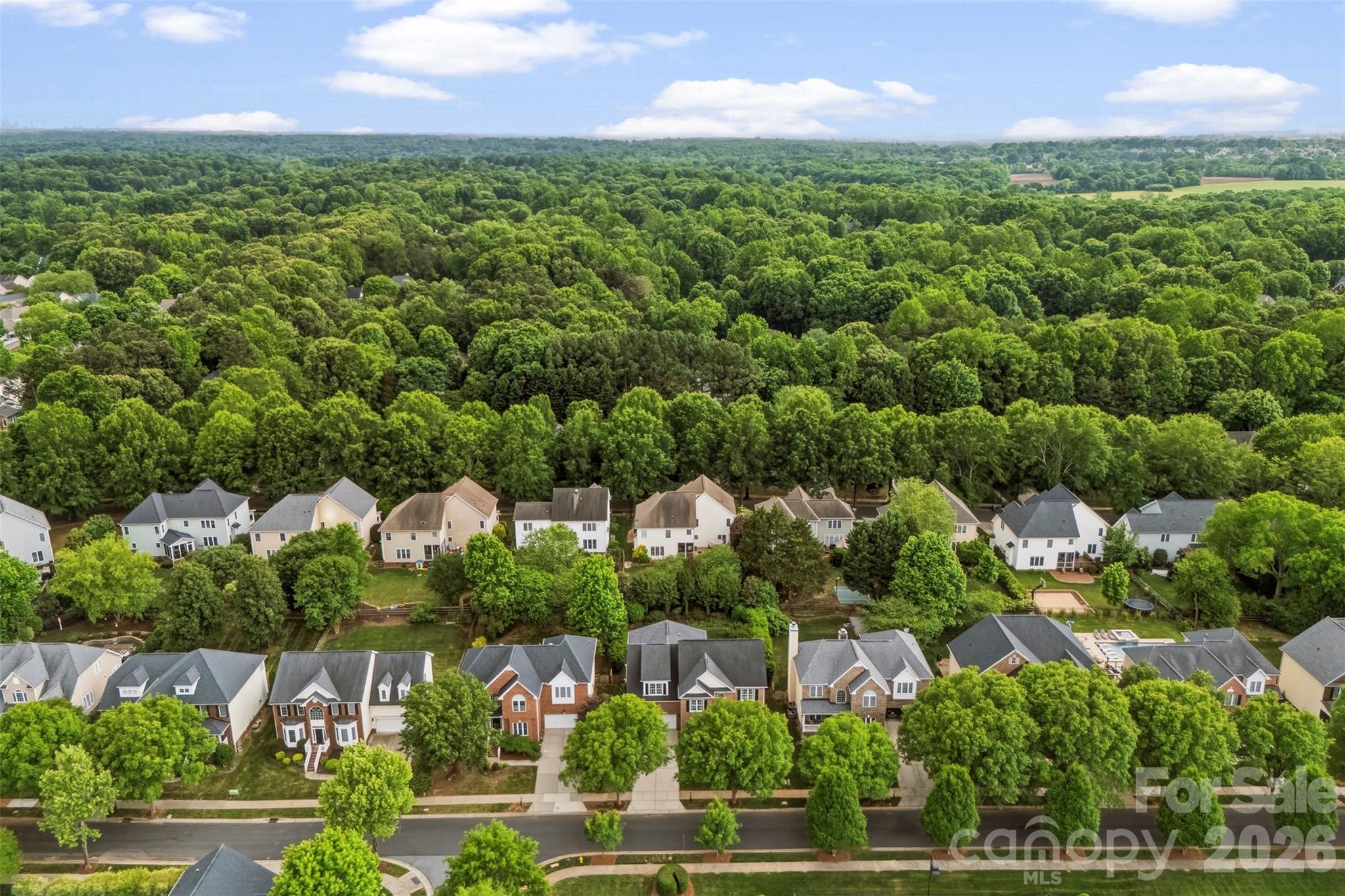 14438 Harvington Drive — Huntersville