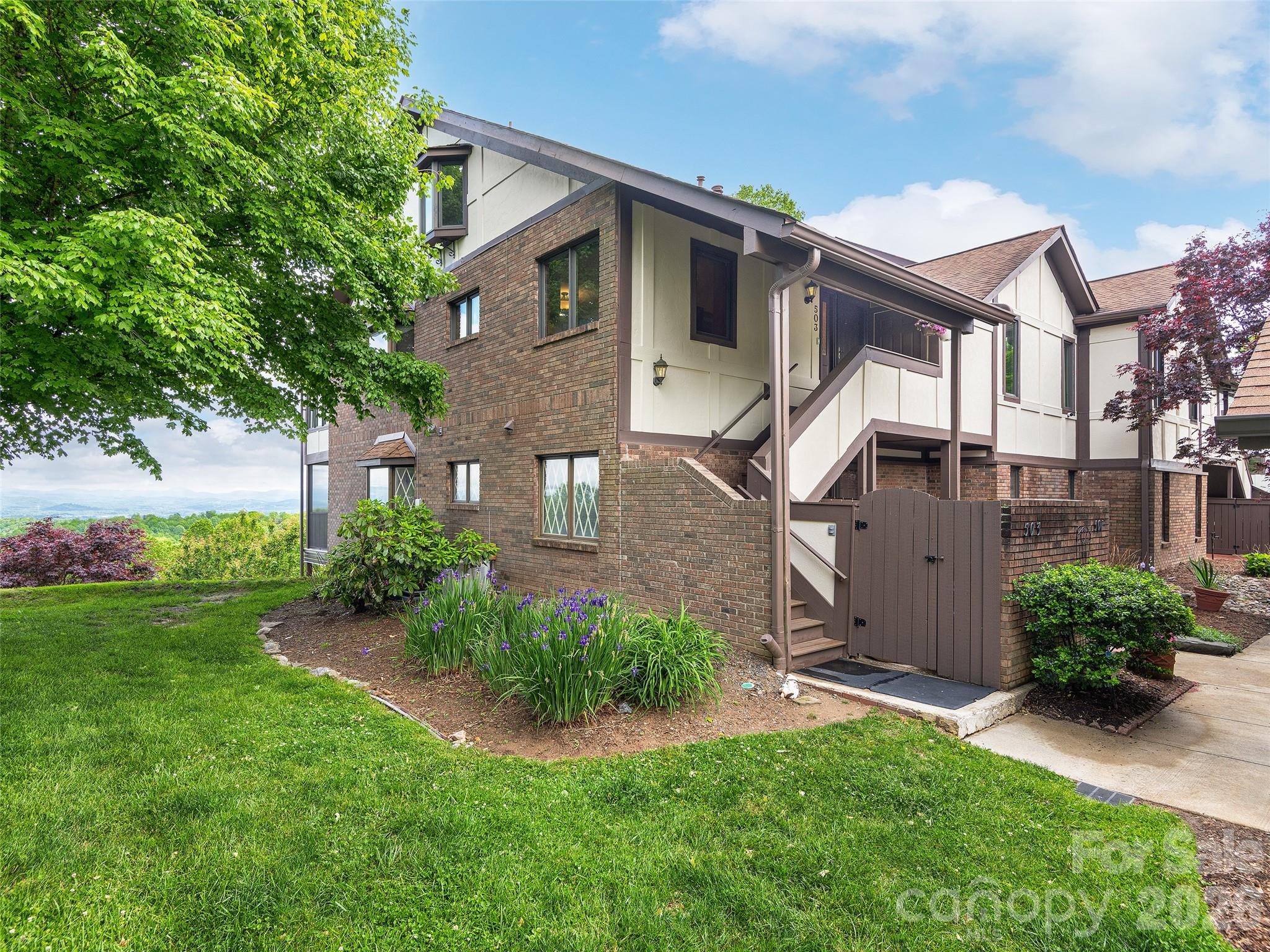 503 Fleetwood Plaza — Laurel Park