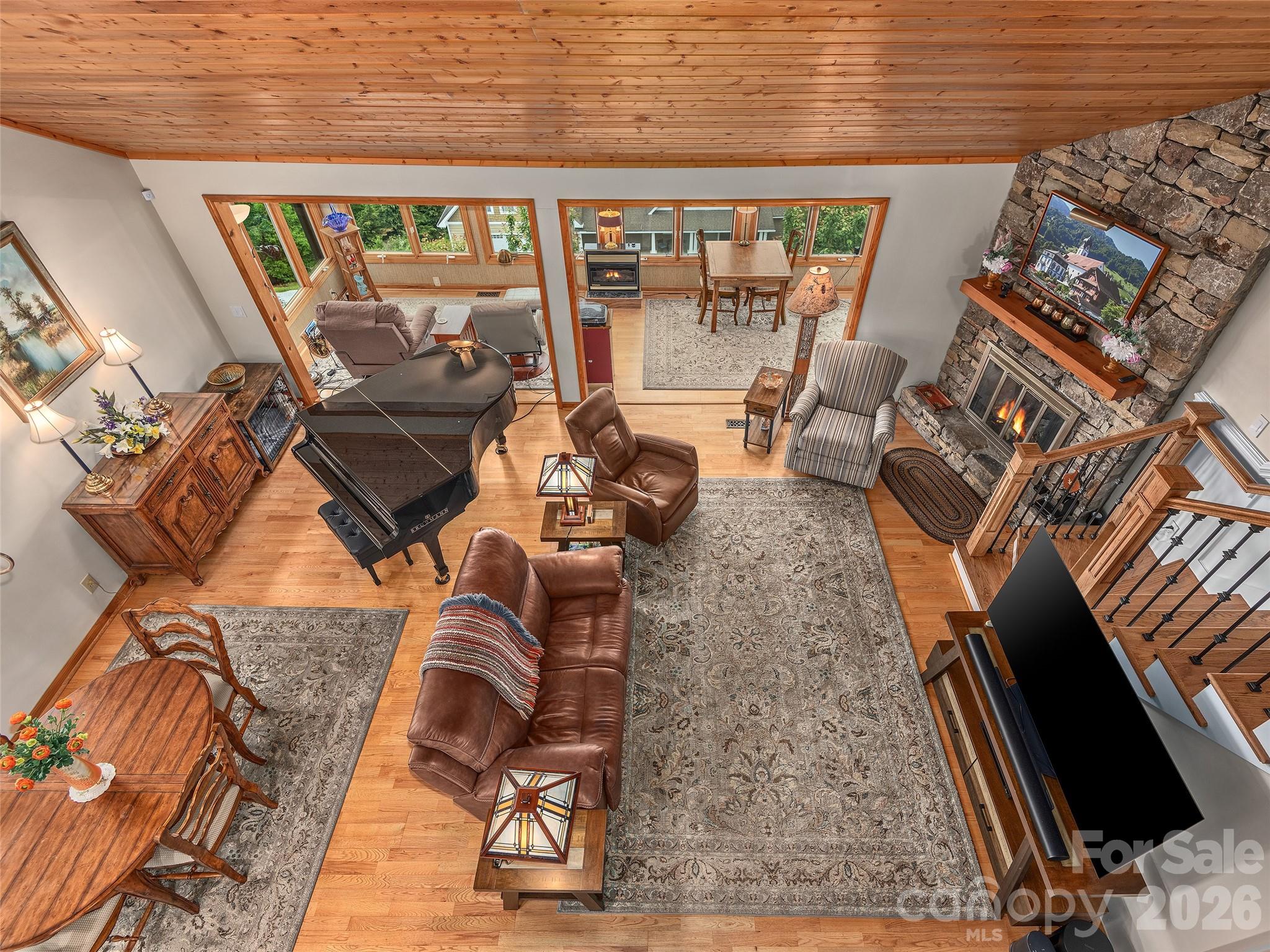 503 Fleetwood Plaza — Laurel Park
