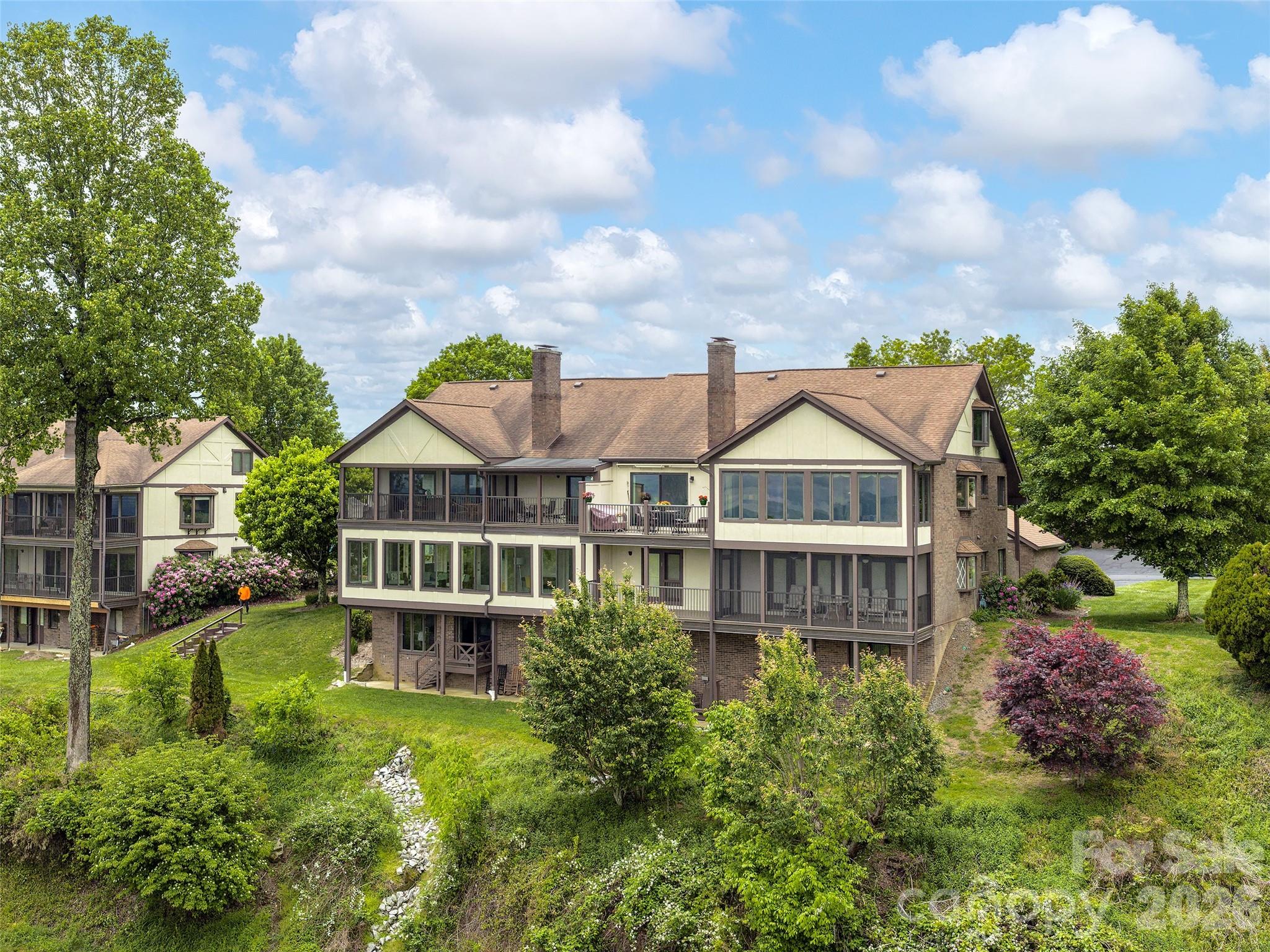 503 Fleetwood Plaza — Laurel Park