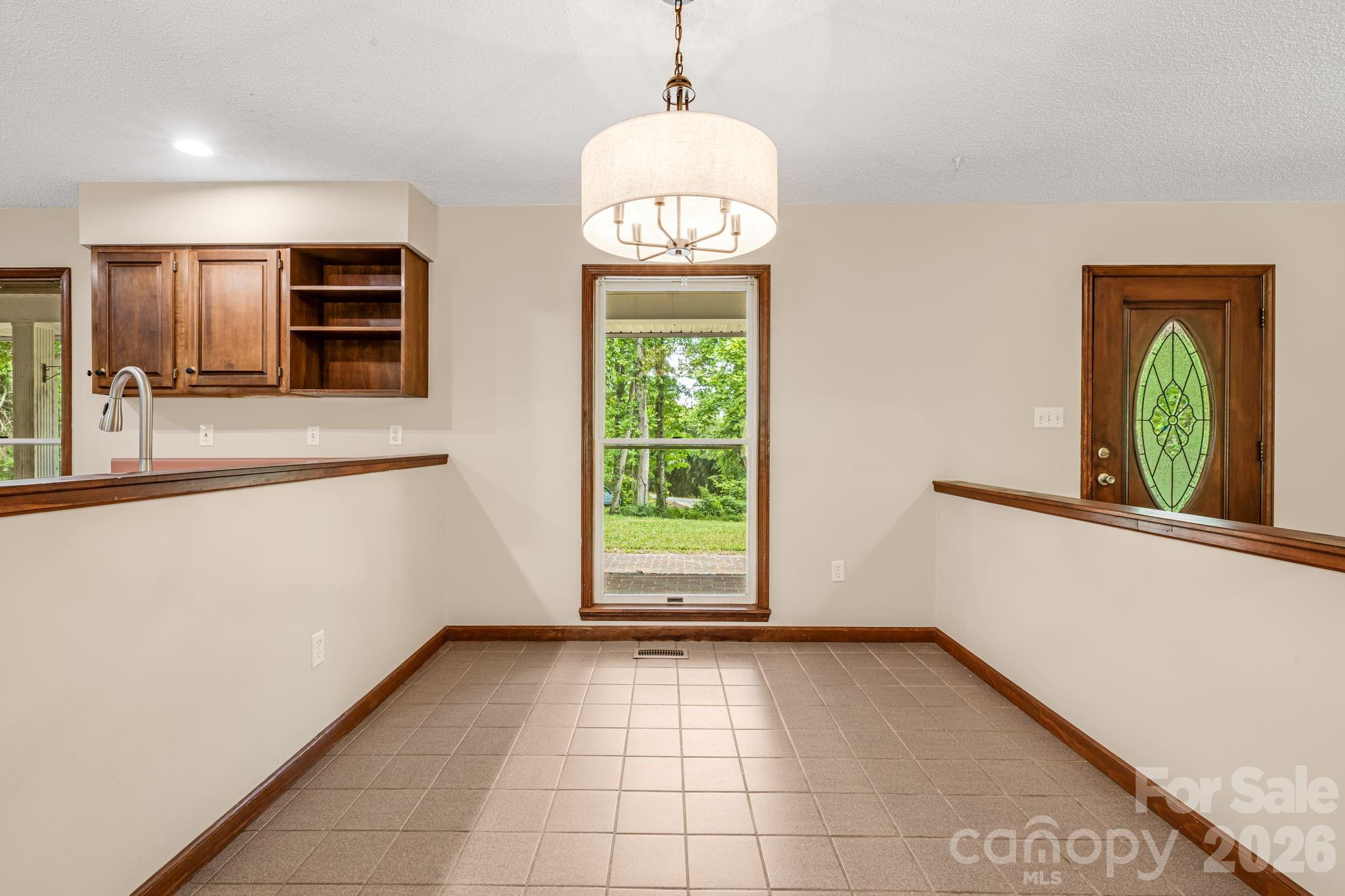 35 Byrd Road — Candler