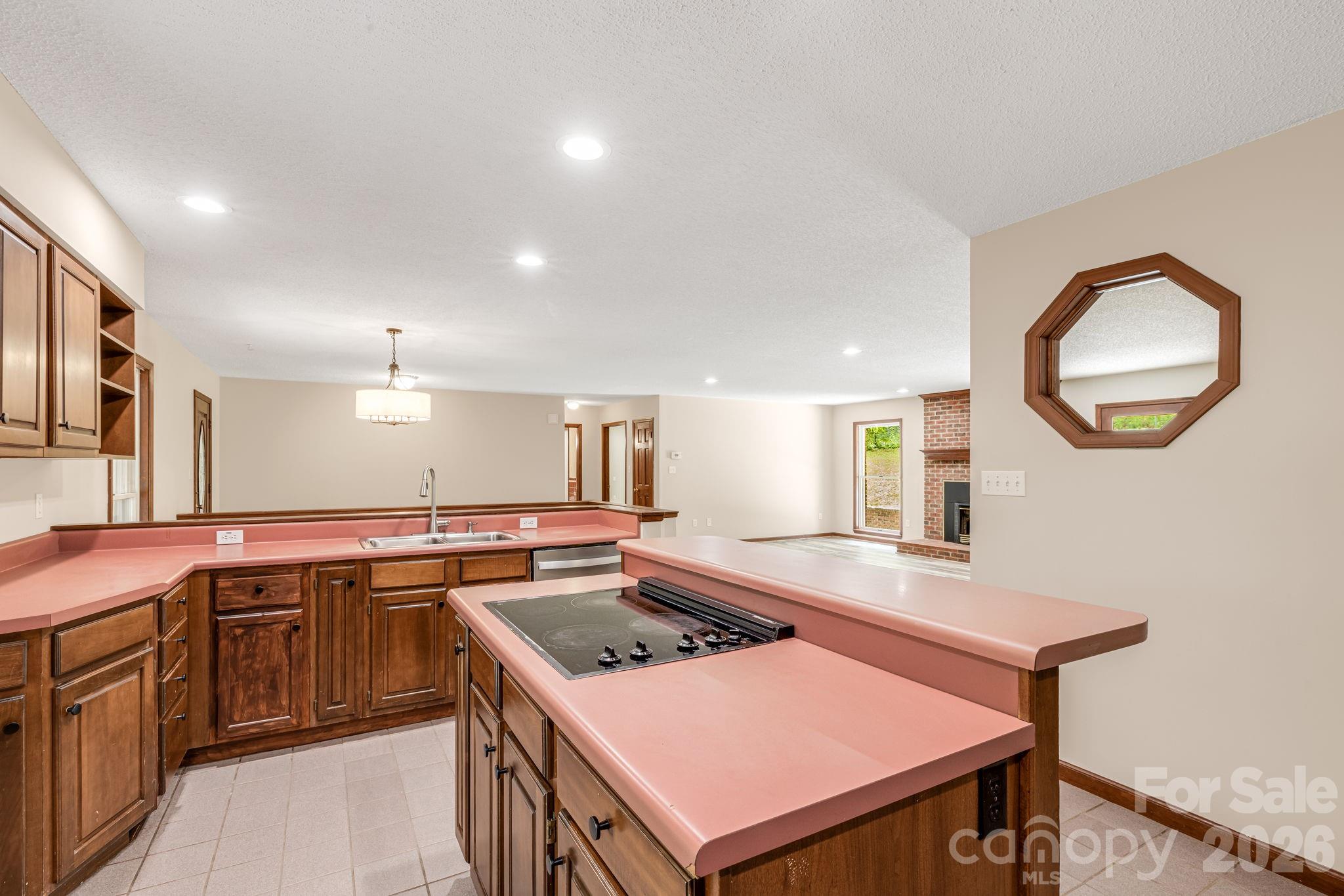 35 Byrd Road — Candler