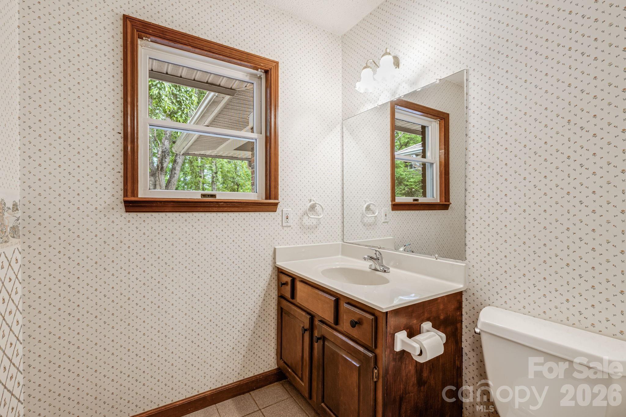 35 Byrd Road — Candler