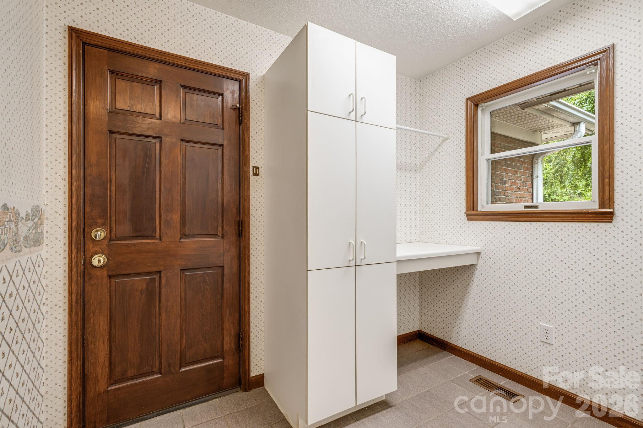 35 Byrd Road — Candler