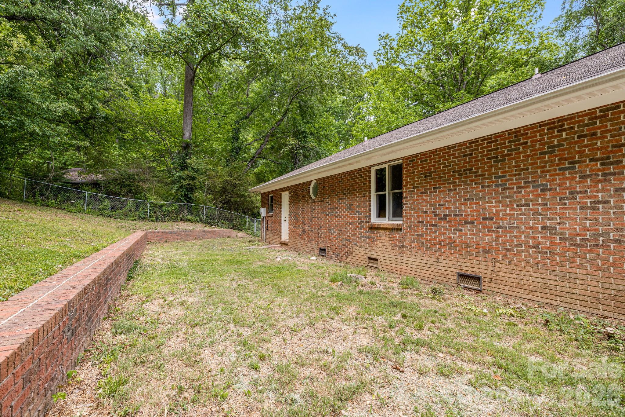 35 Byrd Road — Candler