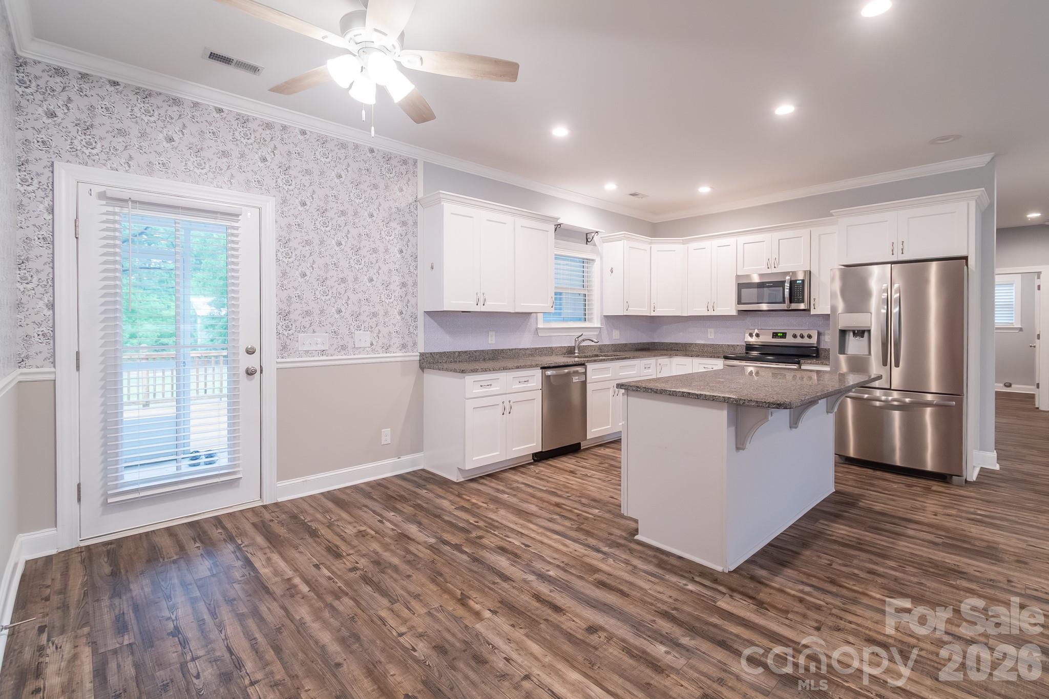 939 Old Stagecoach Road — Camden