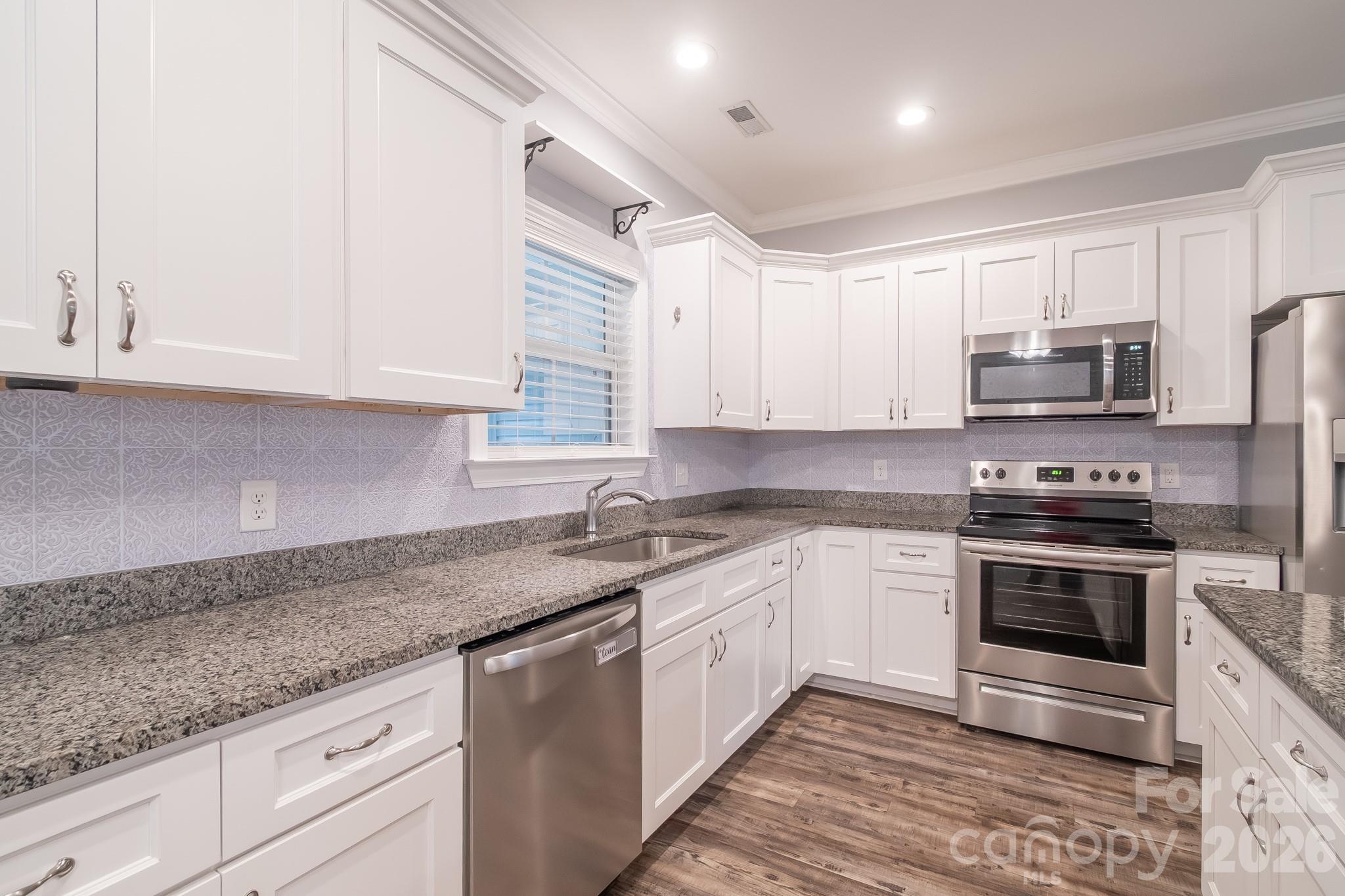 939 Old Stagecoach Road — Camden