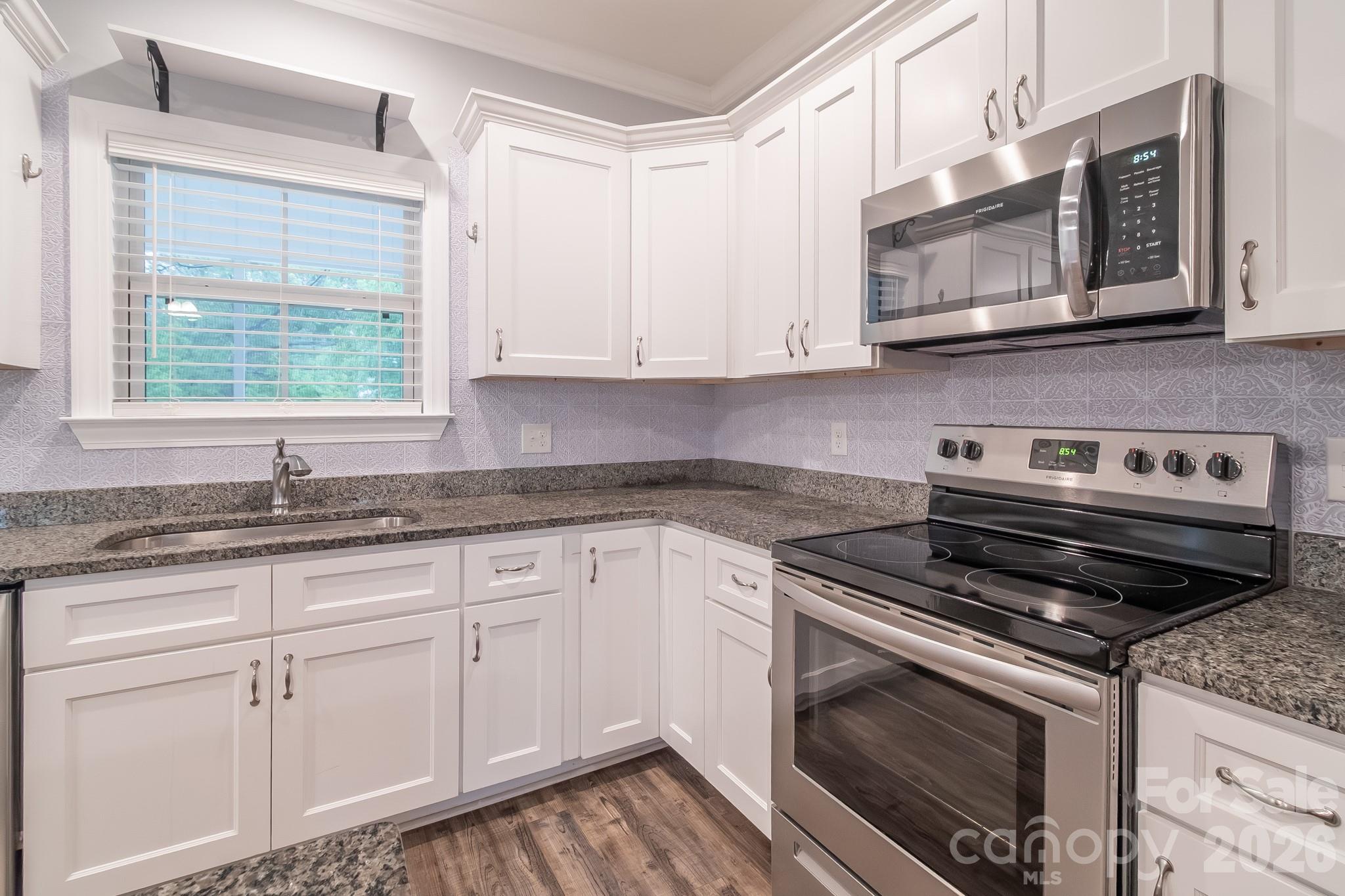939 Old Stagecoach Road — Camden