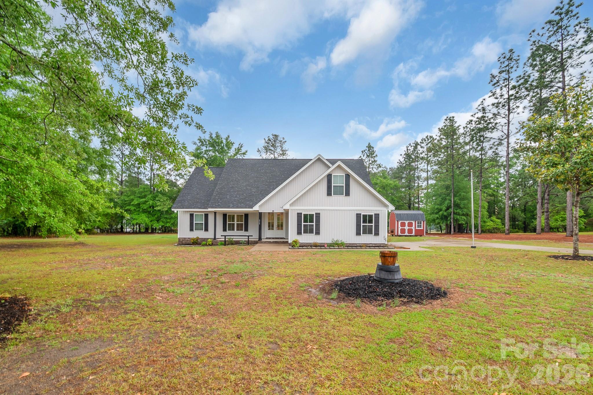 939 Old Stagecoach Road — Camden