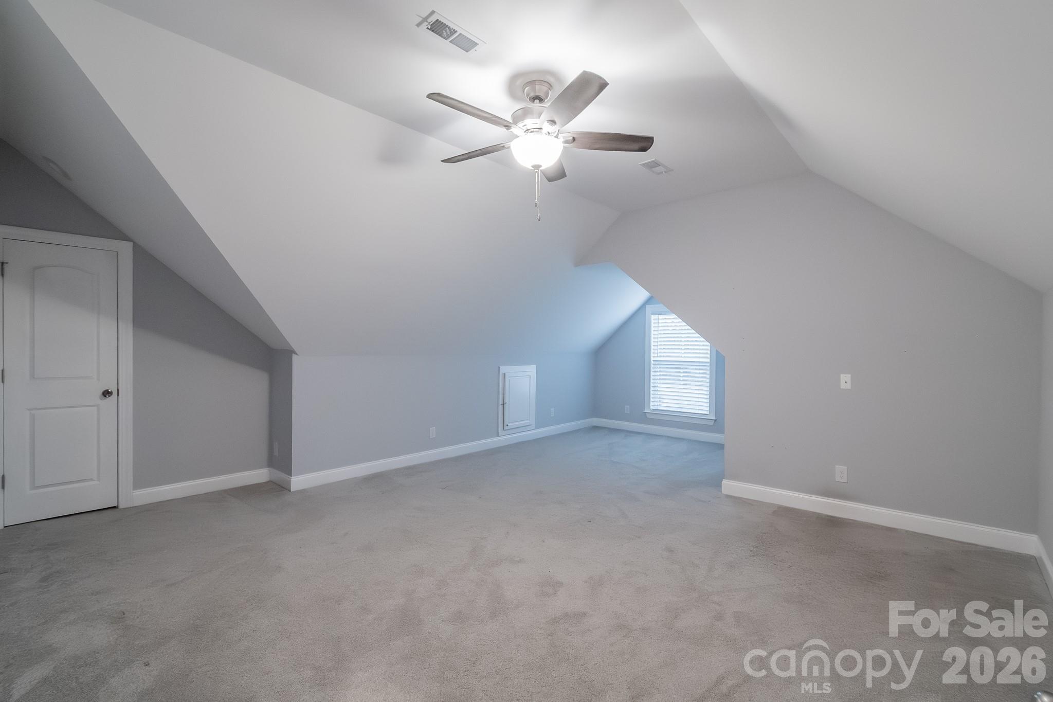 939 Old Stagecoach Road — Camden