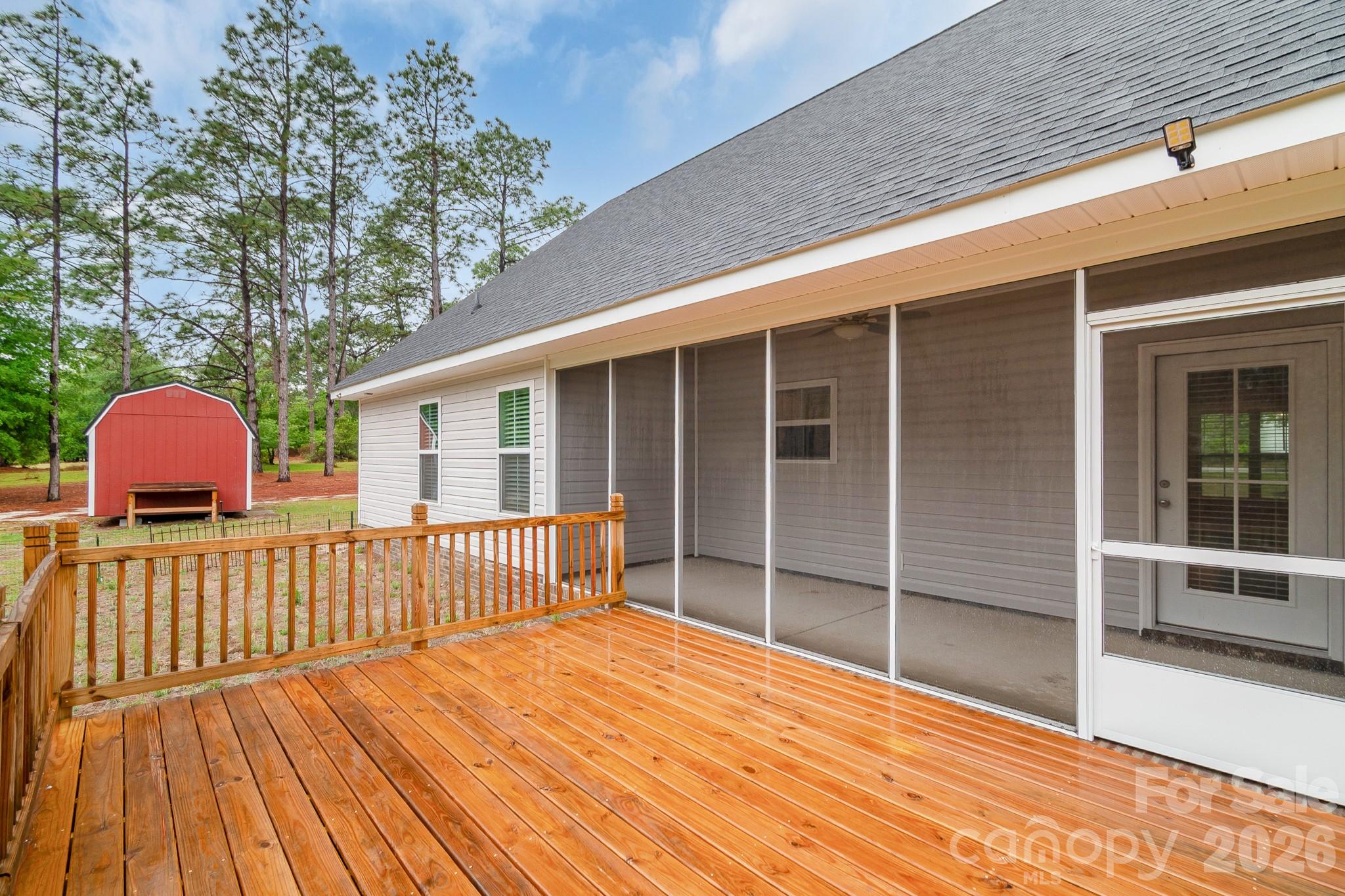 939 Old Stagecoach Road — Camden