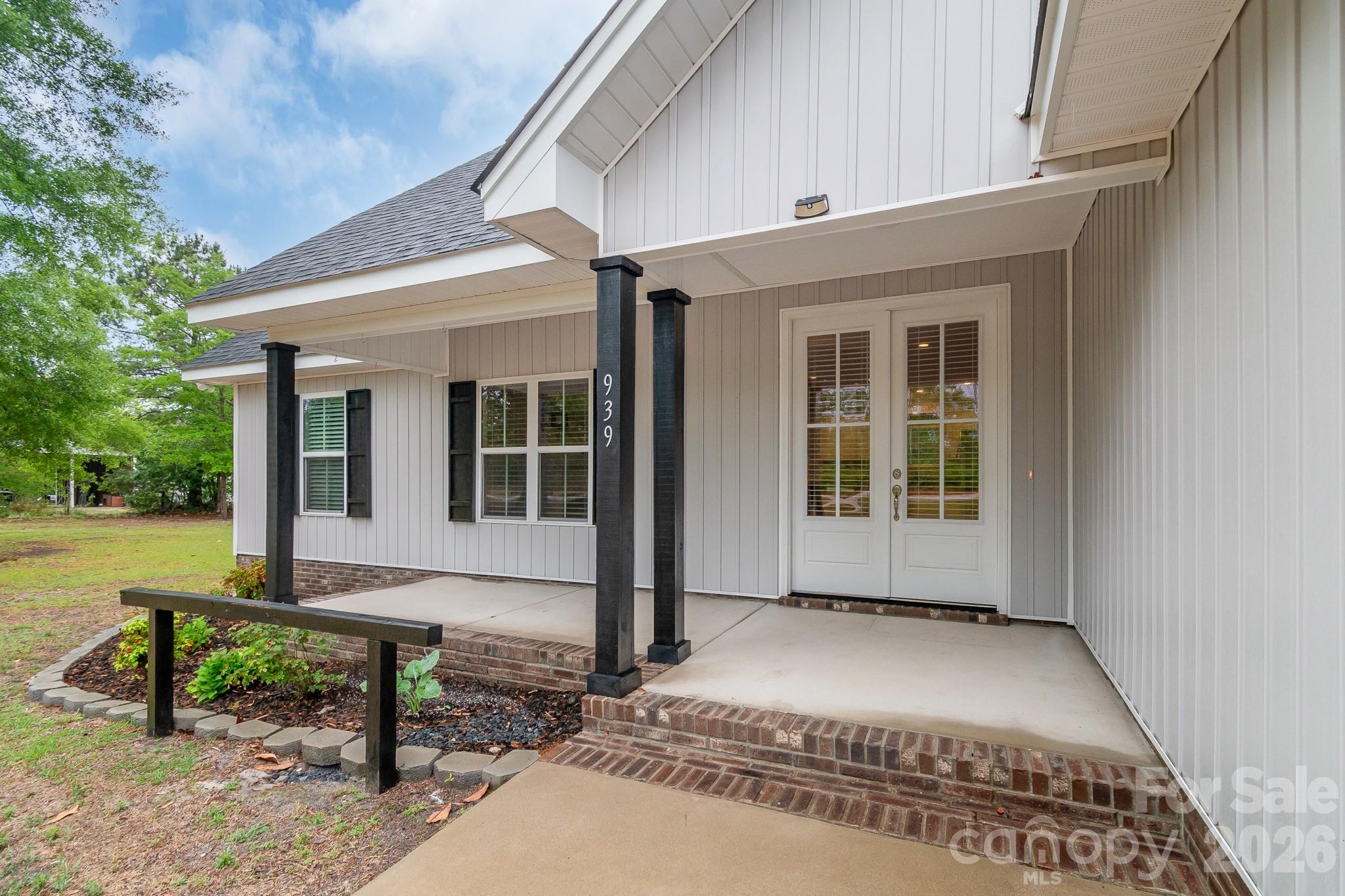 939 Old Stagecoach Road — Camden