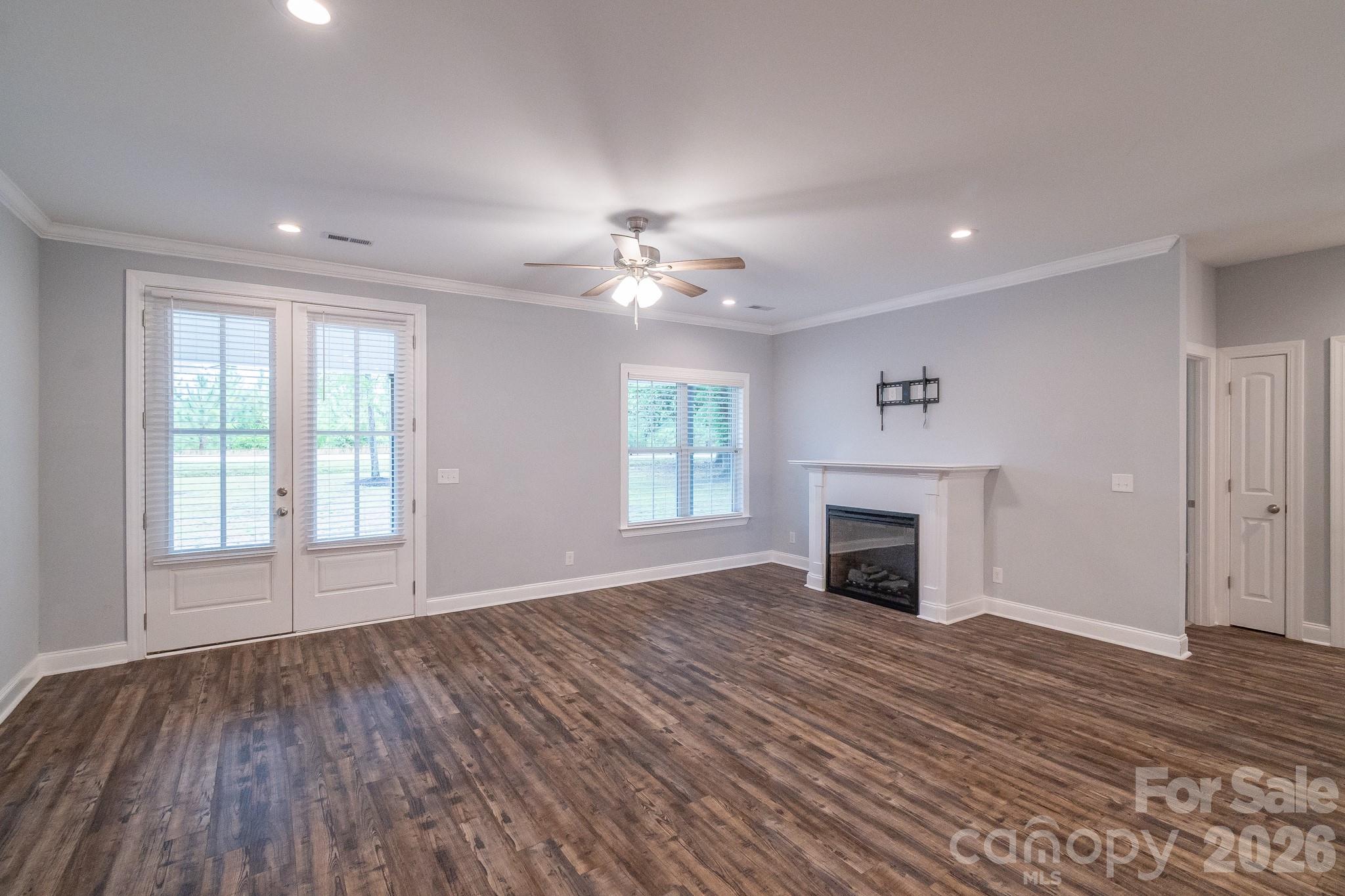 939 Old Stagecoach Road — Camden