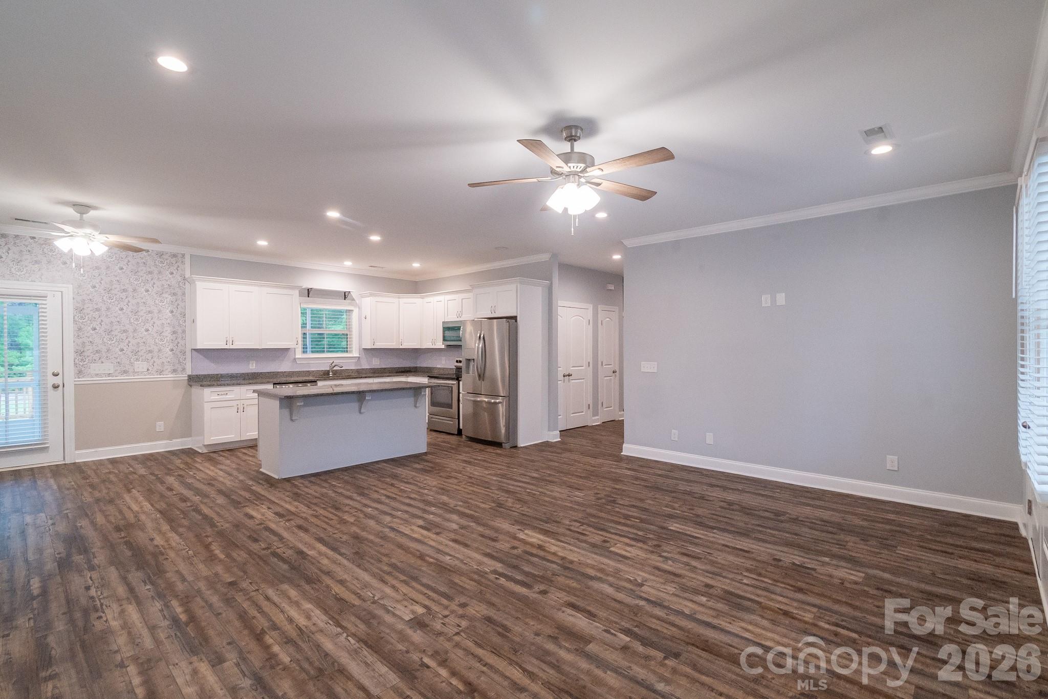 939 Old Stagecoach Road — Camden
