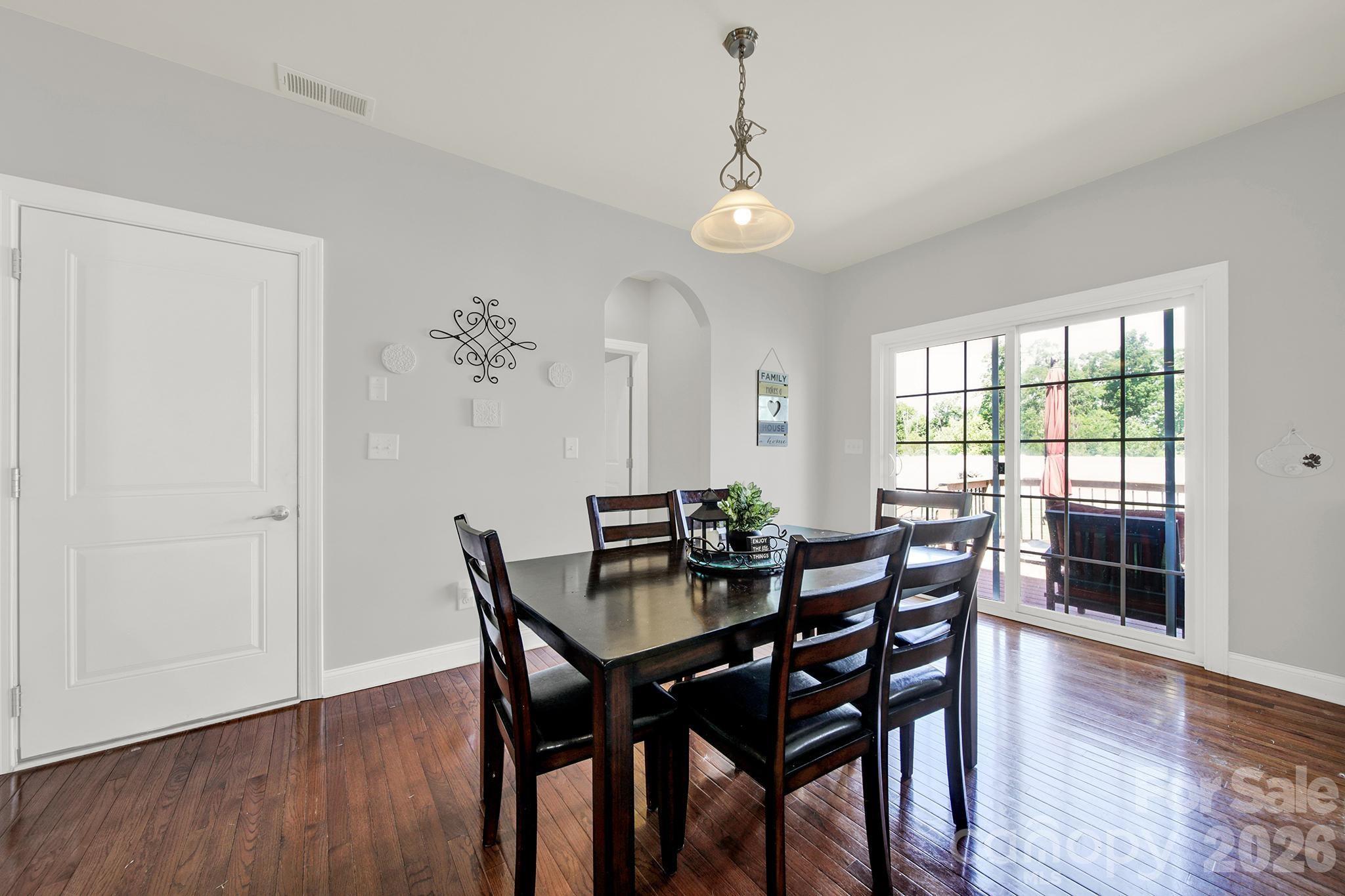 16416 Leavitt Lane — Davidson