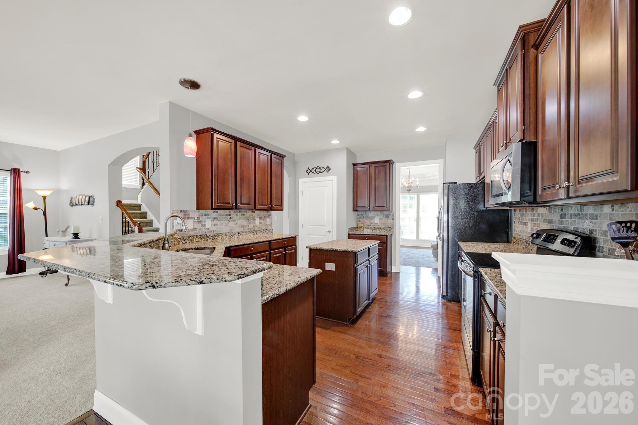 16416 Leavitt Lane — Davidson