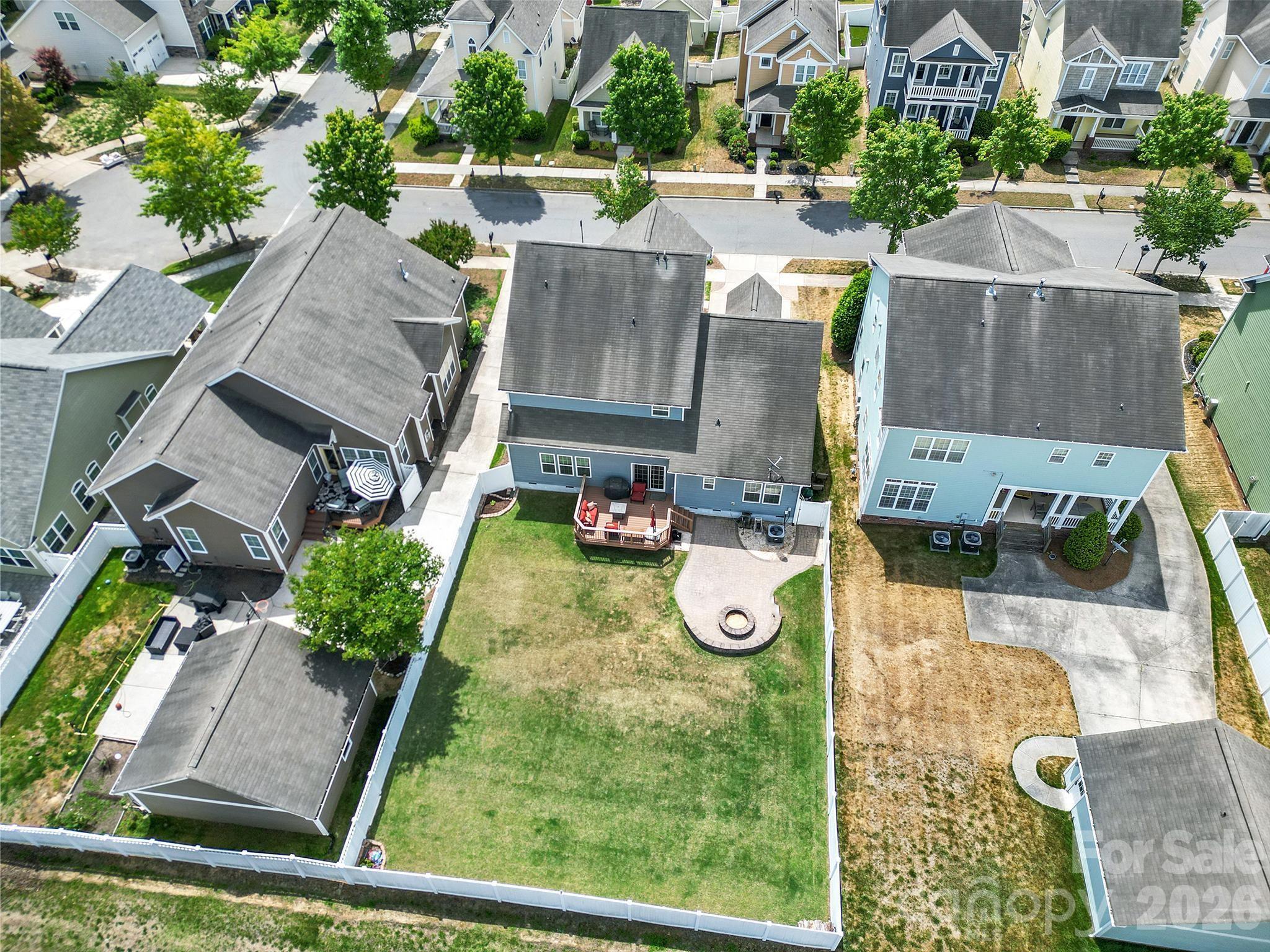 16416 Leavitt Lane — Davidson