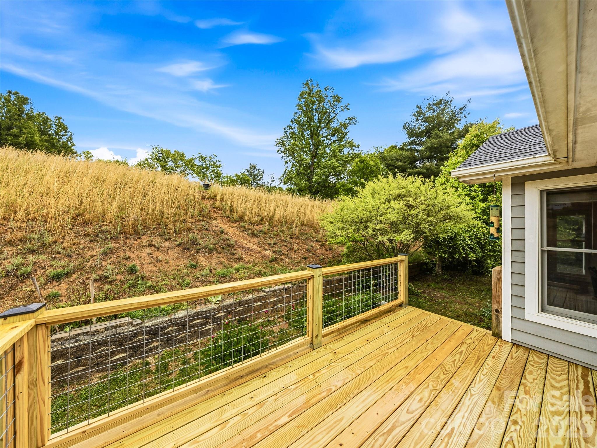 530 Windom Cove — Burnsville