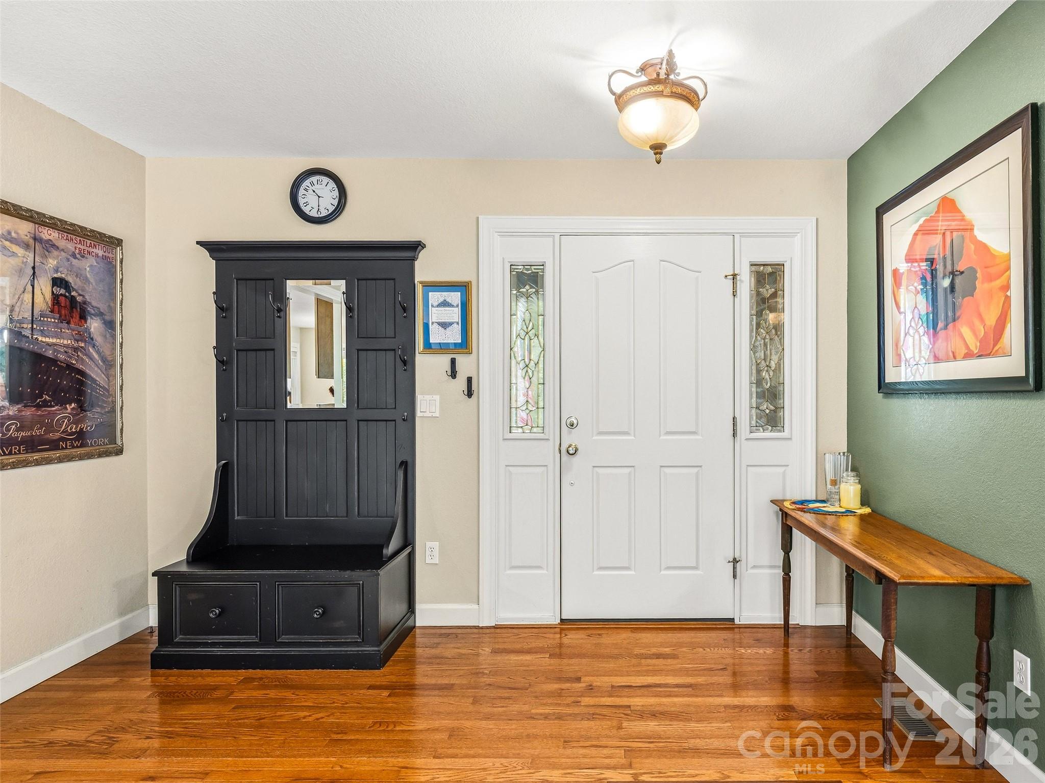 530 Windom Cove — Burnsville