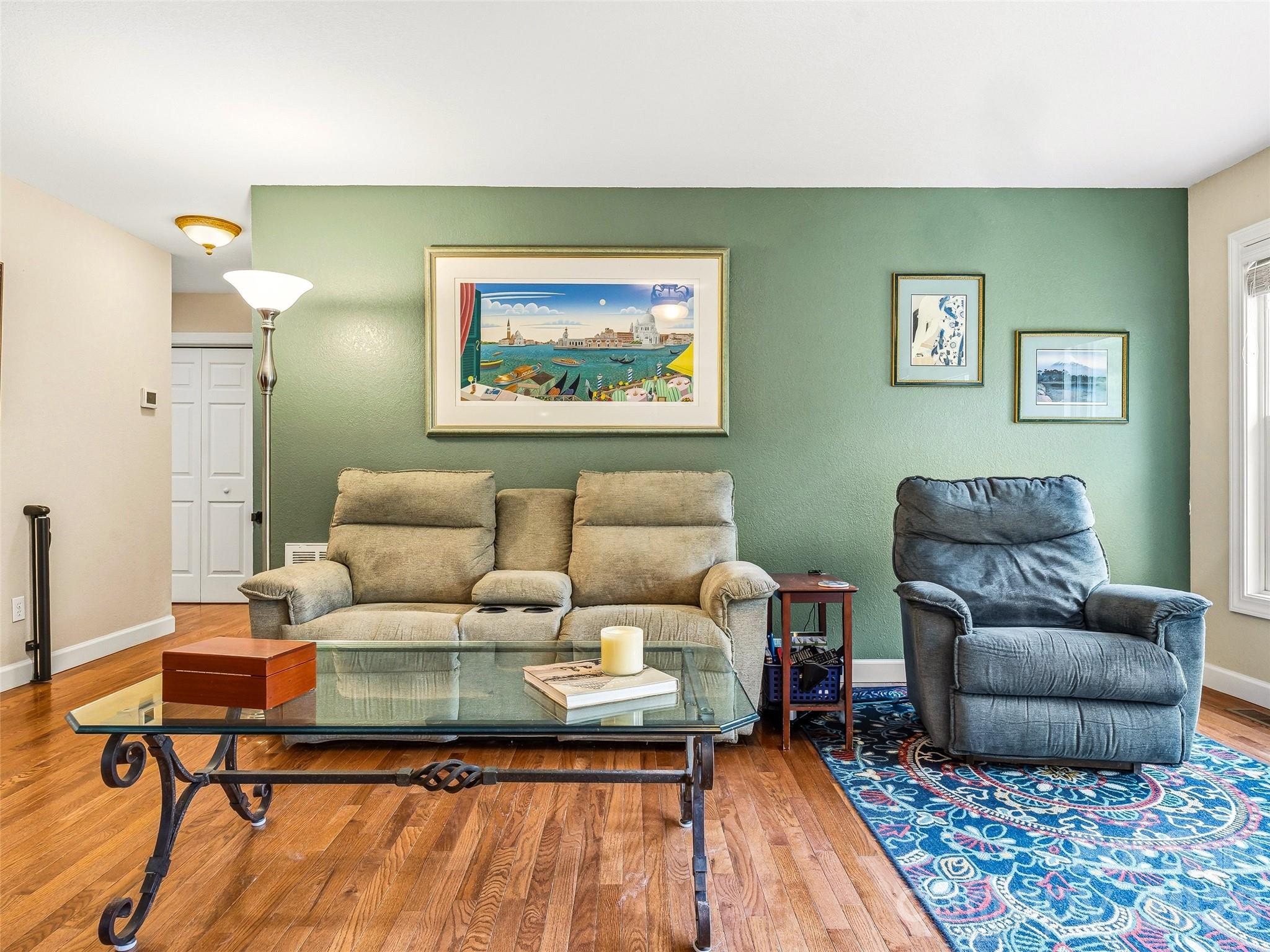 530 Windom Cove — Burnsville