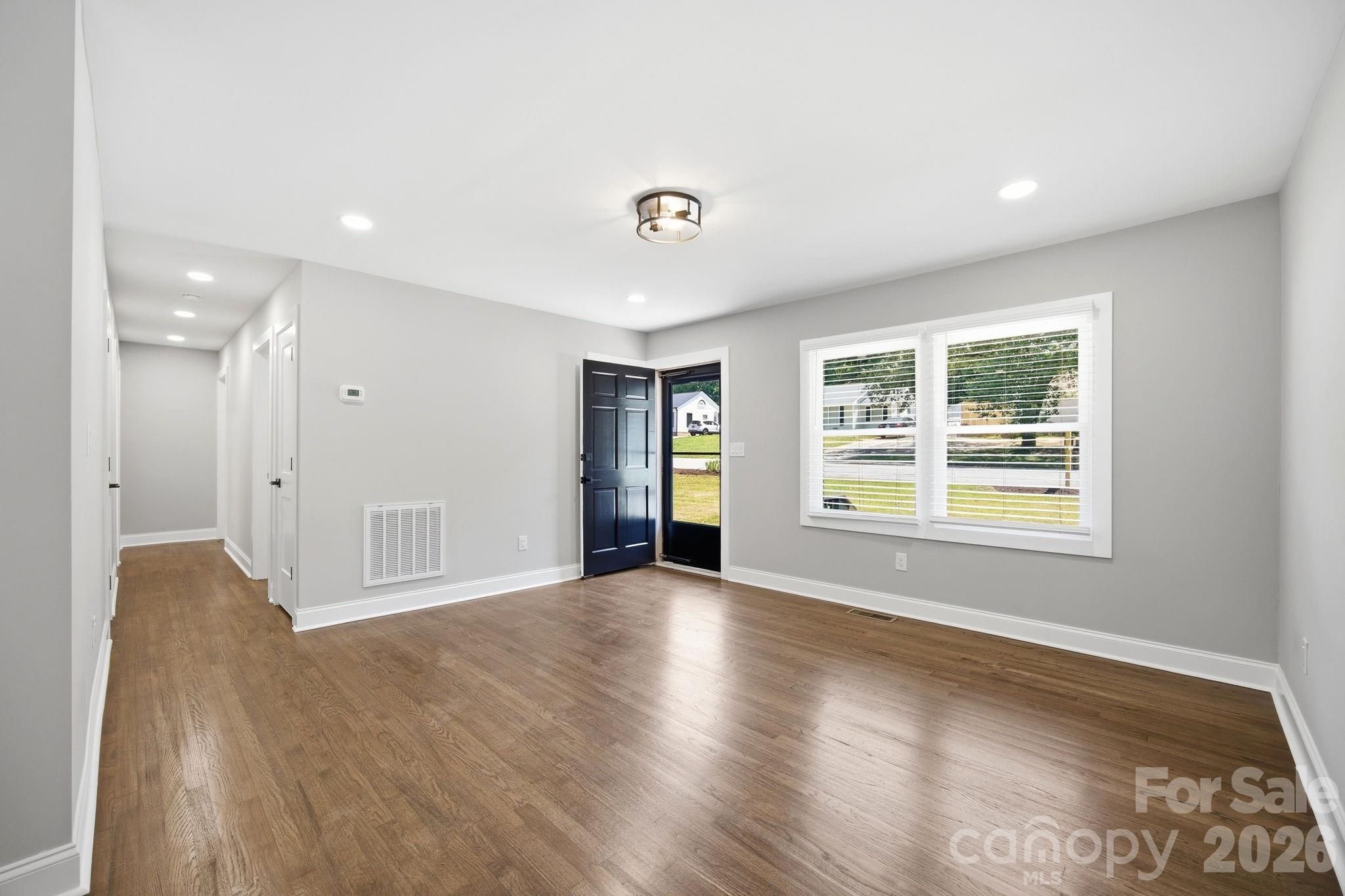 413 E Mclelland Avenue — Mooresville
