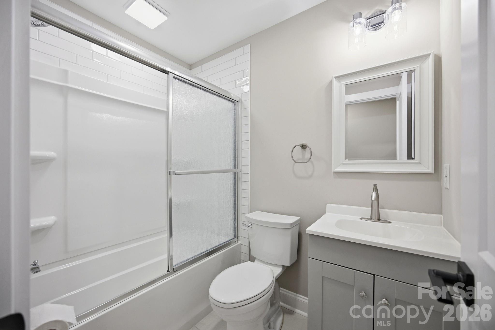 413 E Mclelland Avenue — Mooresville