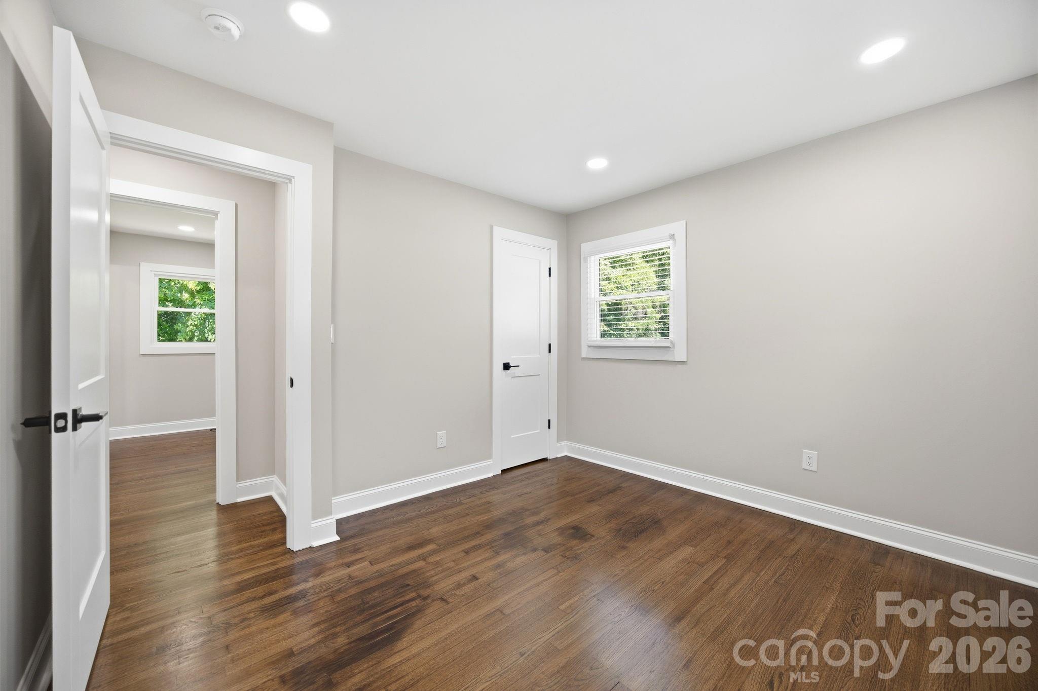413 E Mclelland Avenue — Mooresville