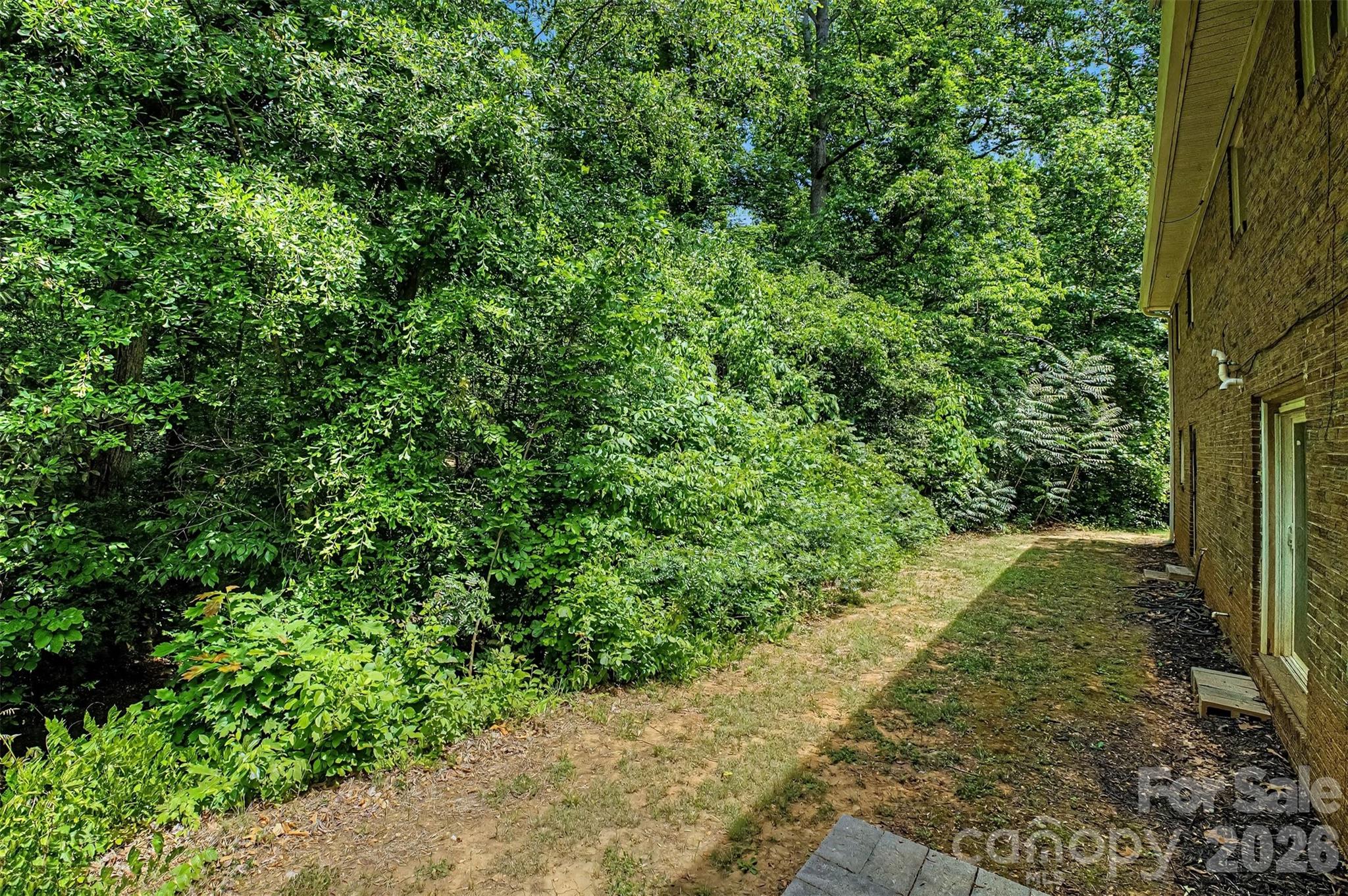 109 James Drive — Belmont
