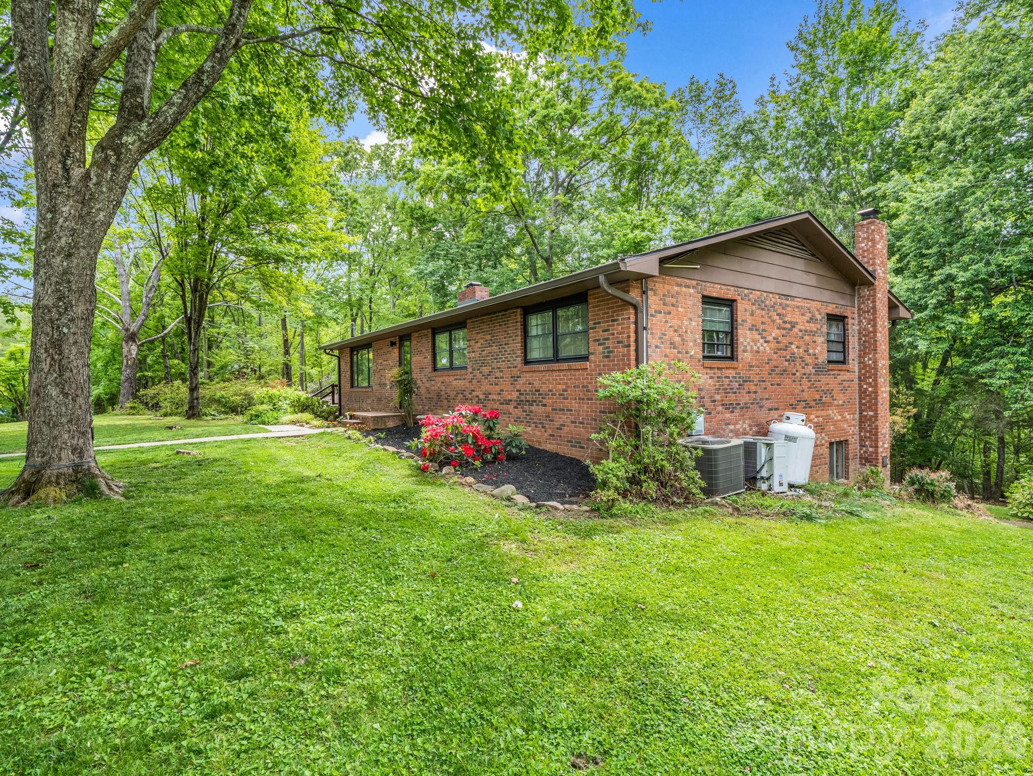 92 Greenwood Acres Drive — Mills River