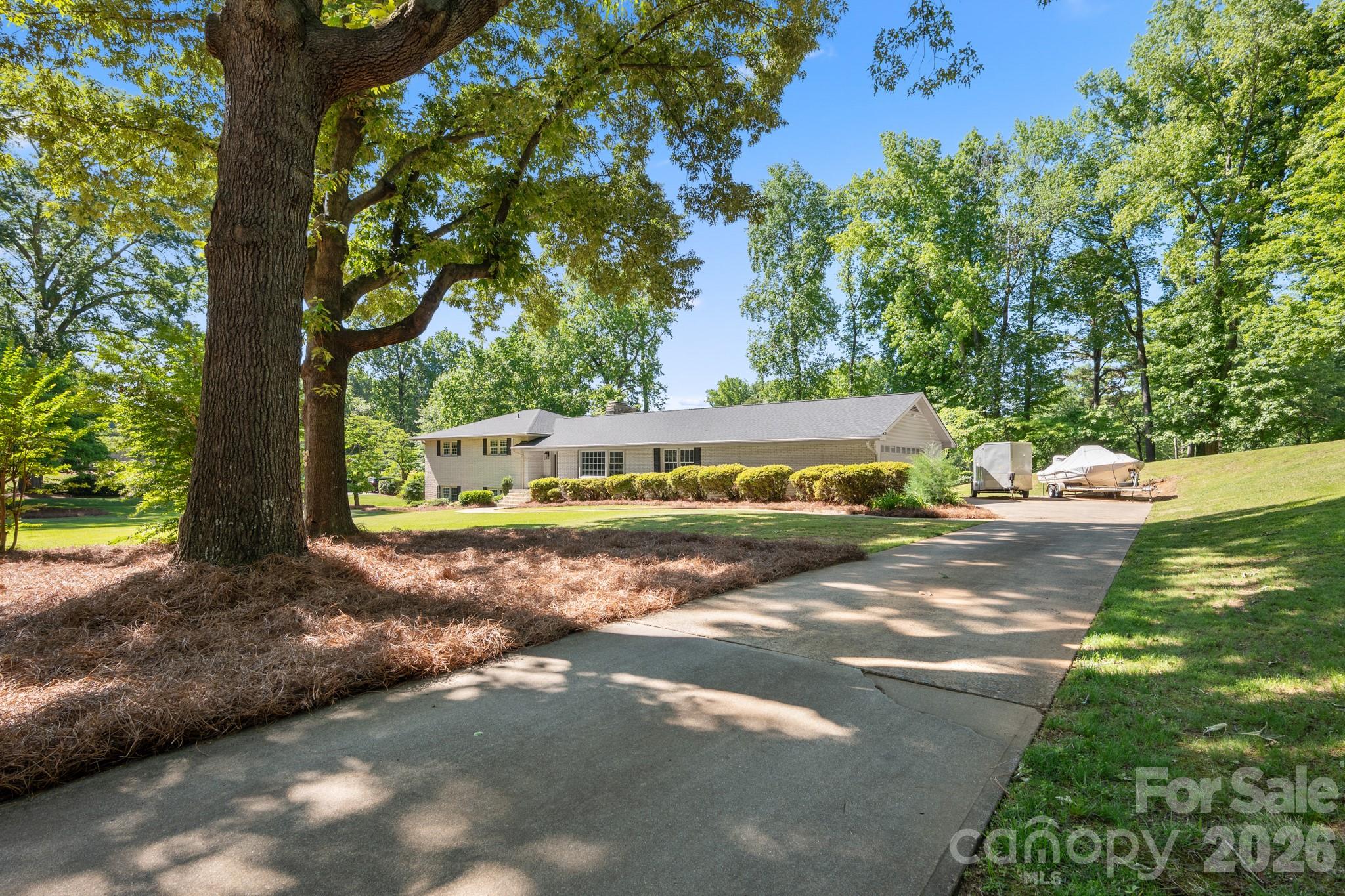 3713 Saint Regis Drive — Gastonia