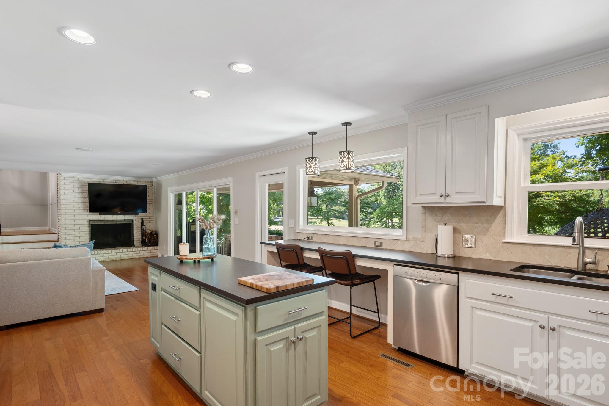 3713 Saint Regis Drive — Gastonia