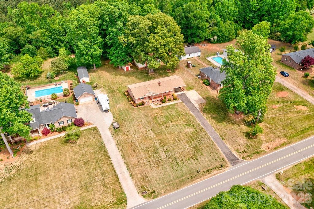 751 Pleasantdale Drive — Shelby